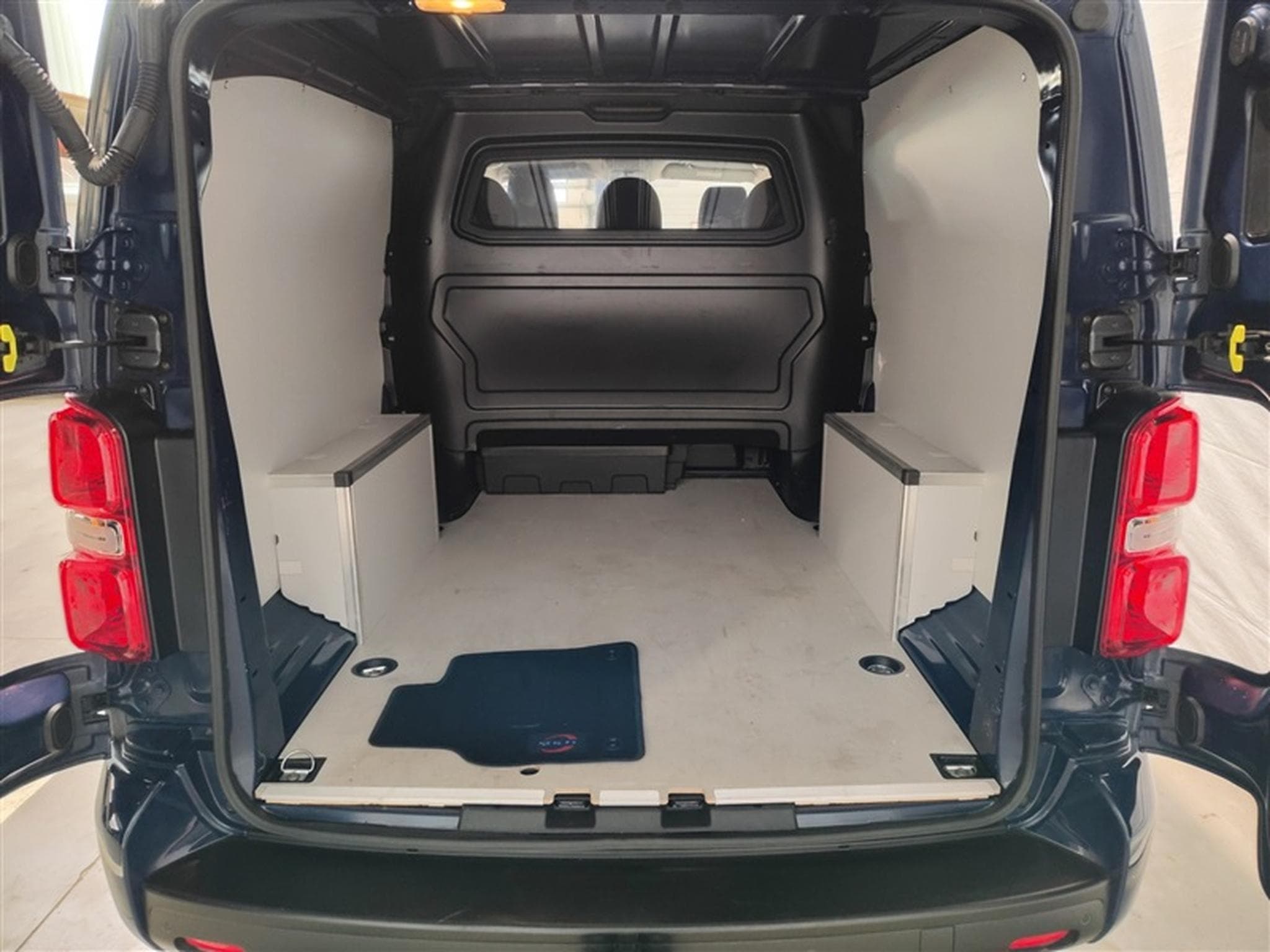 Citroen Jumpy 2.0 BlueHDi Auto Double cab. 5 PL Navi/CarPlay/Caméra/JA 17" (2022) - Photo 15