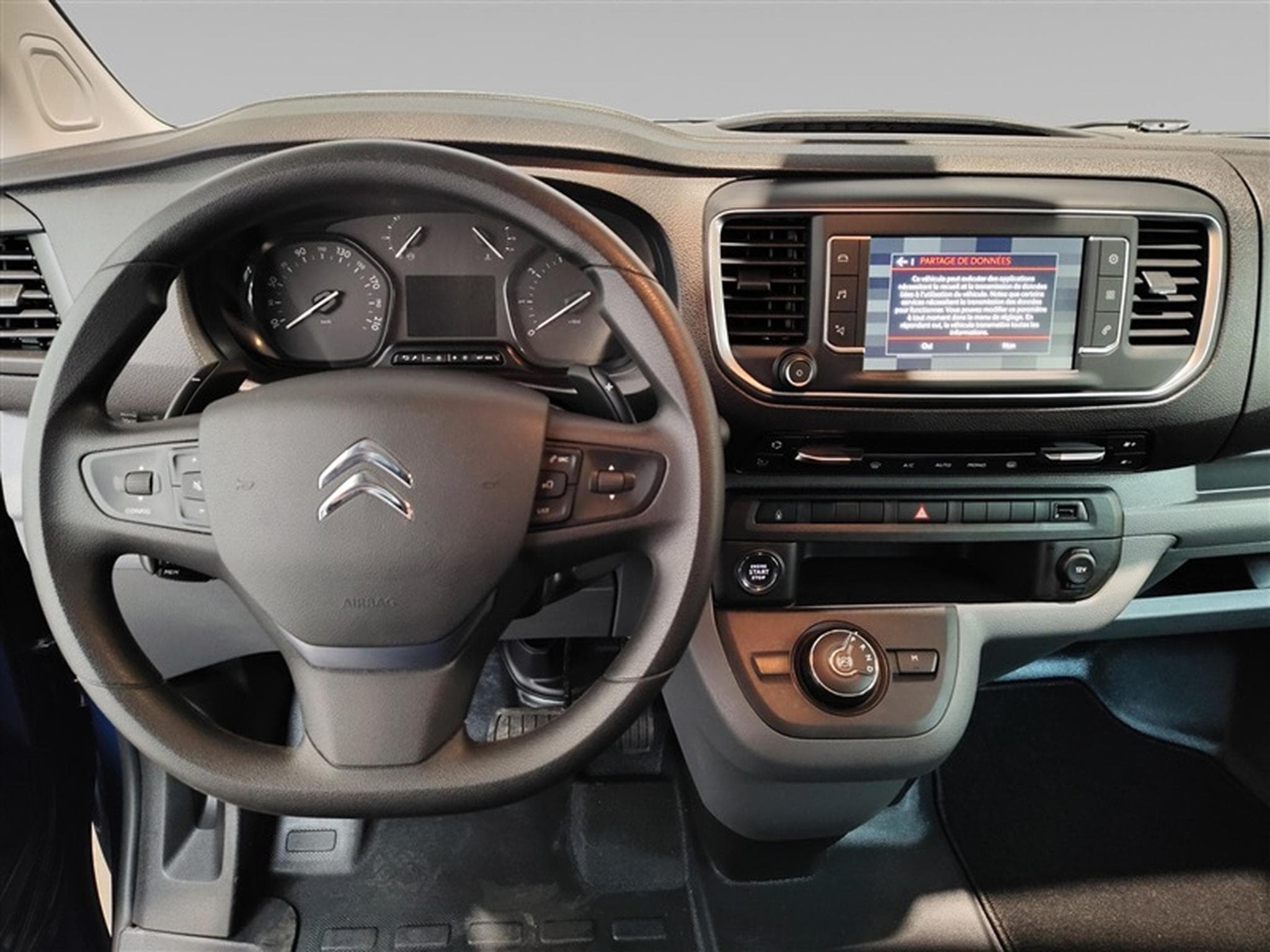 Citroen Jumpy 2.0 BlueHDi Auto Double cab. 5 PL Navi/CarPlay/Caméra/JA 17" (2022) - Photo 9