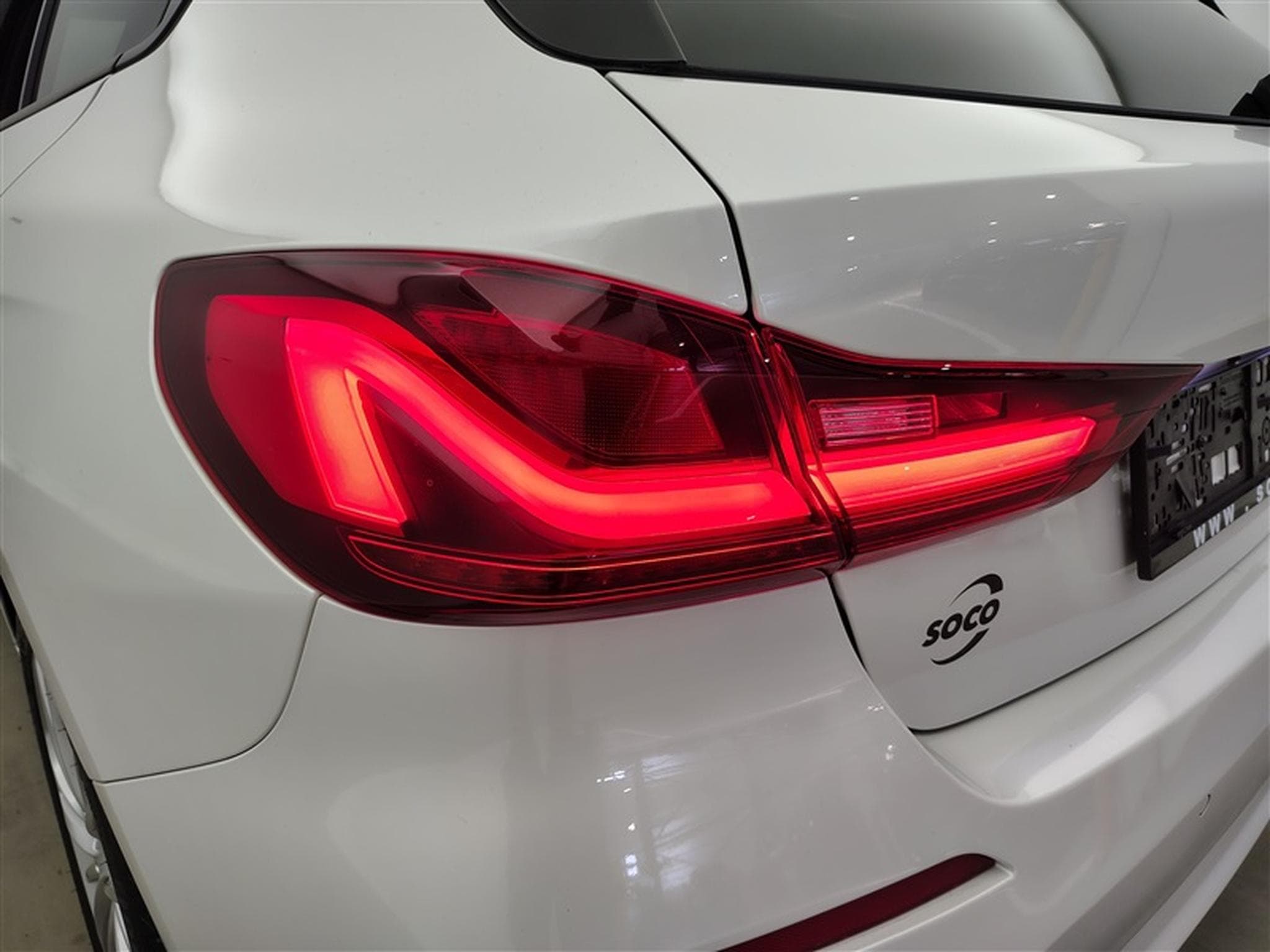 BMW 118 118iA Business Line NAVI/FULL LED/JA17/PDC AV AR (2022) - Photo 16