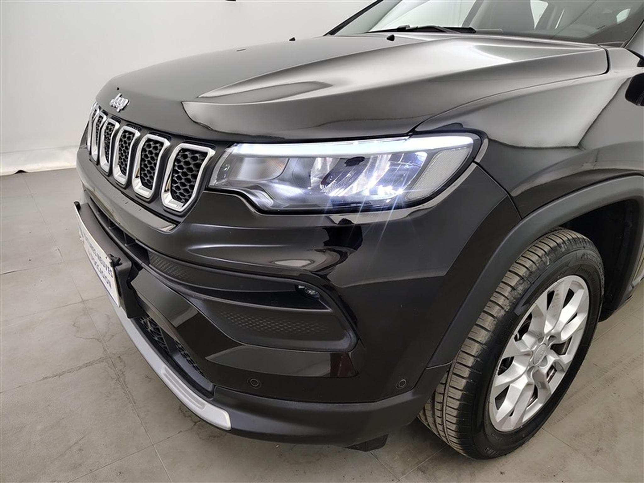 Jeep Compass 1.5 Turbo MHEV Altitude DCT  S-CUIR / CARPLAY / CAMERA (2025) - Photo 15