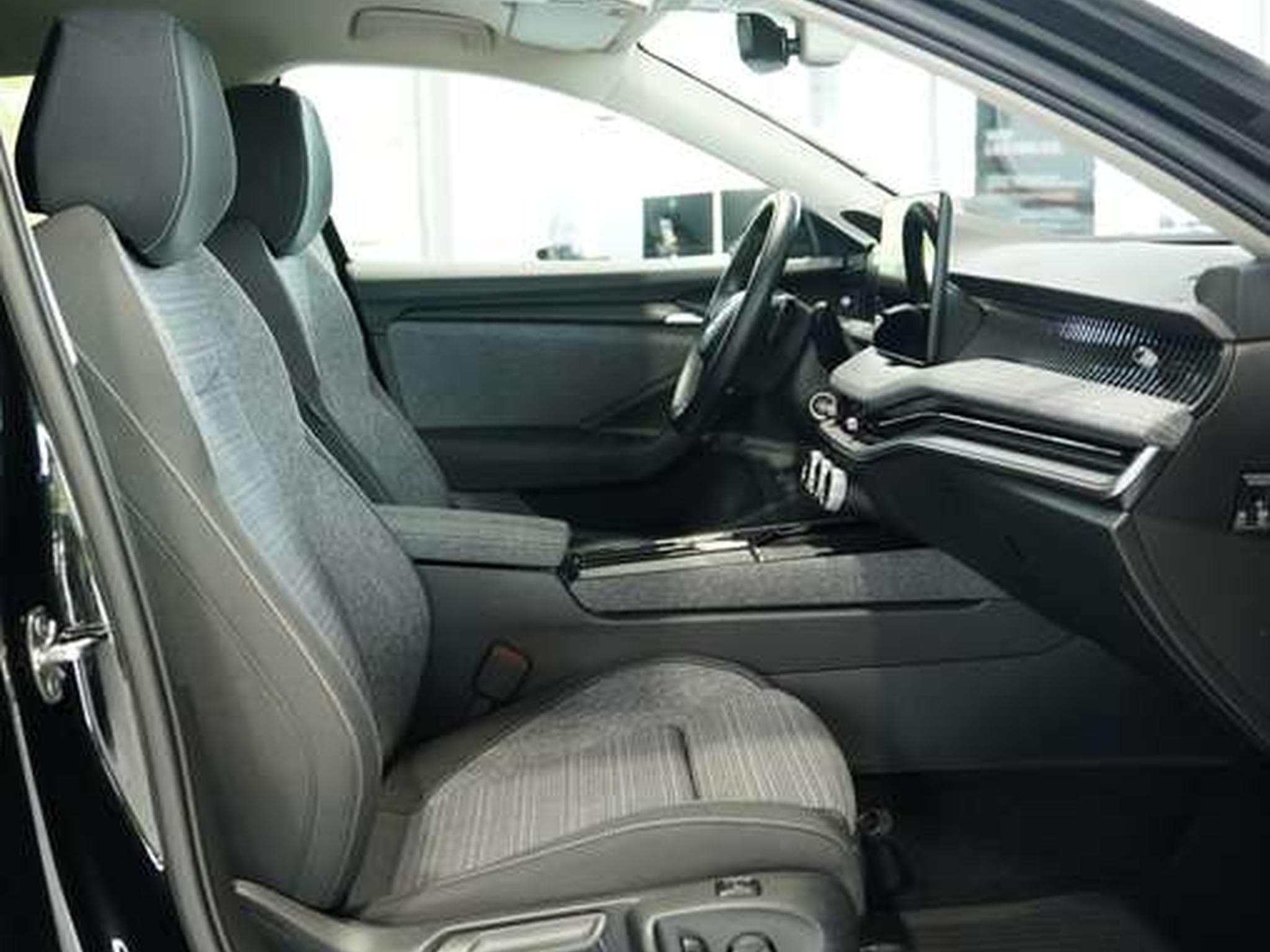 Skoda Superb 1.5 TSI DSG 2.Hand *Kamera *LED *Tempomat (2024) - Foto 13