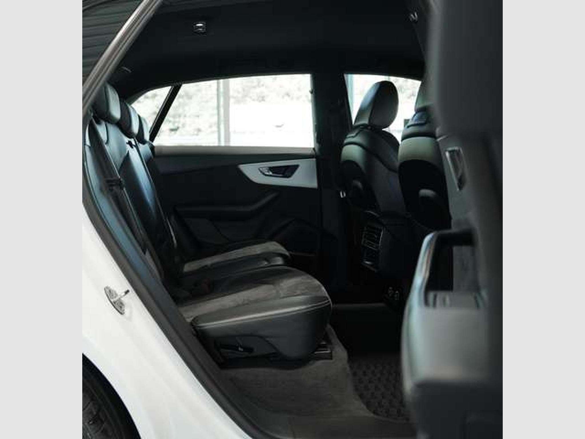 Audi SQ8 4.0 TDI q. 1.H *22 *Virtual*Pano*B&O*Memory (2020) - Photo 16