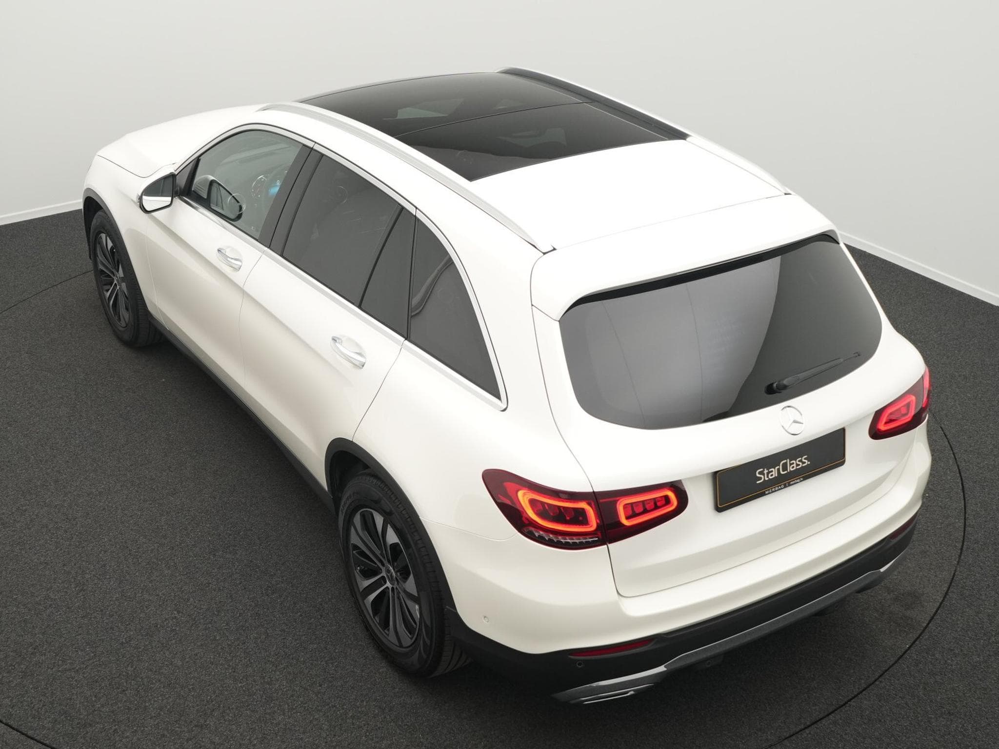 Mercedes GLC 400 d 4MATIC AMG-Line (2022) - Foto 13