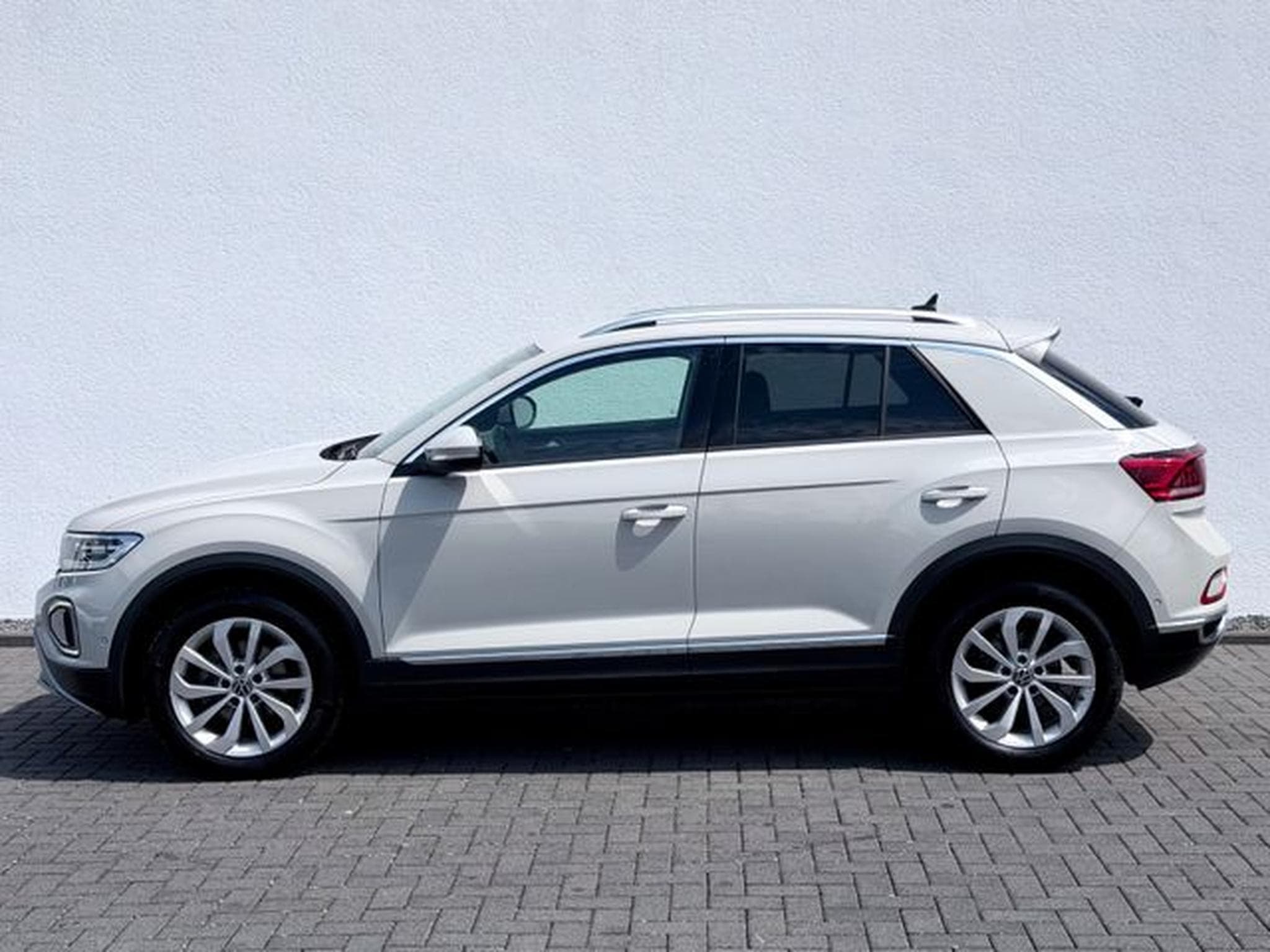 VW T-Roc T-Roc 1.5 TSI /LED/ACC/CARPLAY/1.HAND/GARANTIE/ (2025) - Foto 8