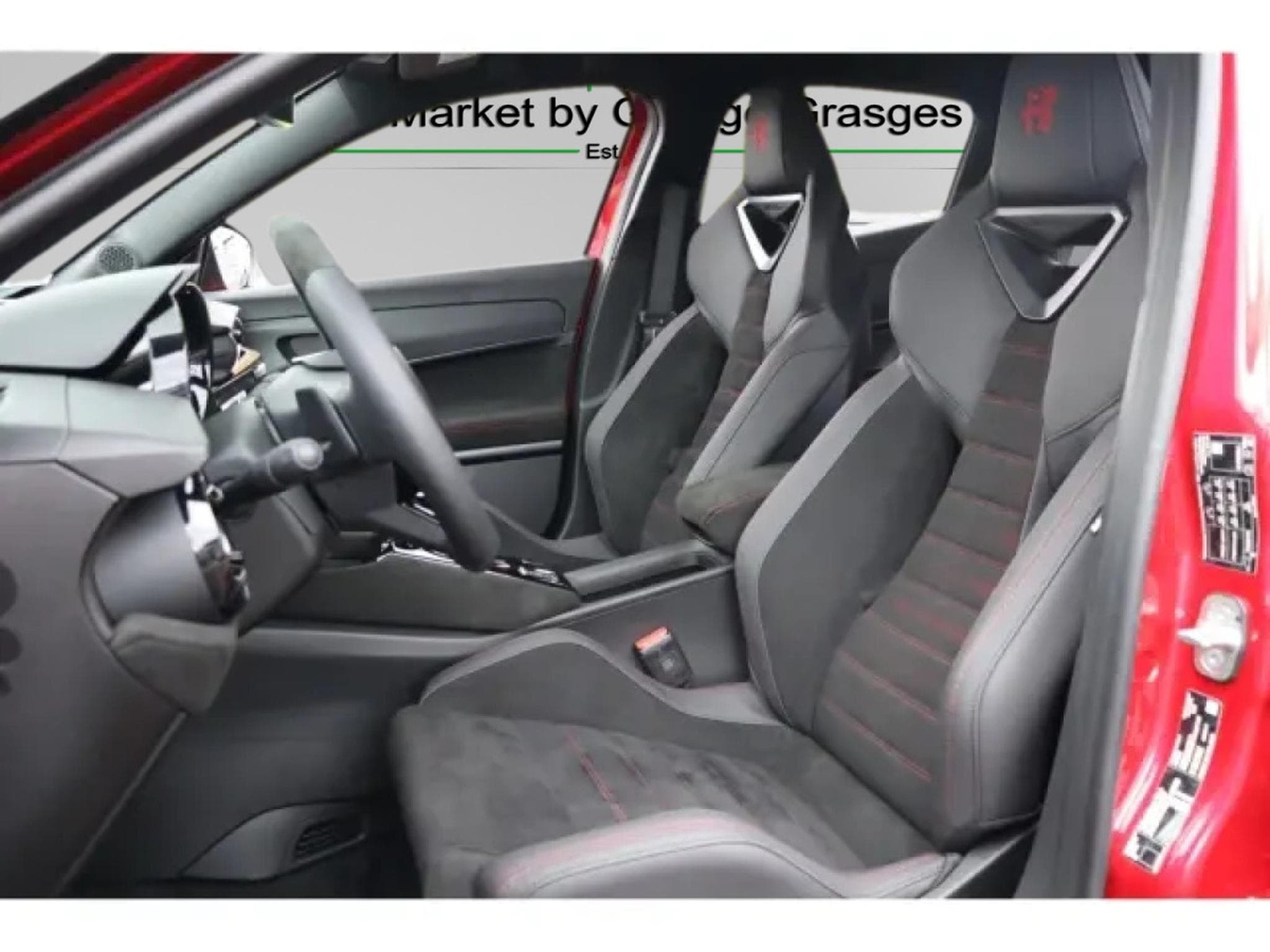 Alfa-Romeo Junior Ibrida 1.2 VGT Q4 (2025) - Photo 9