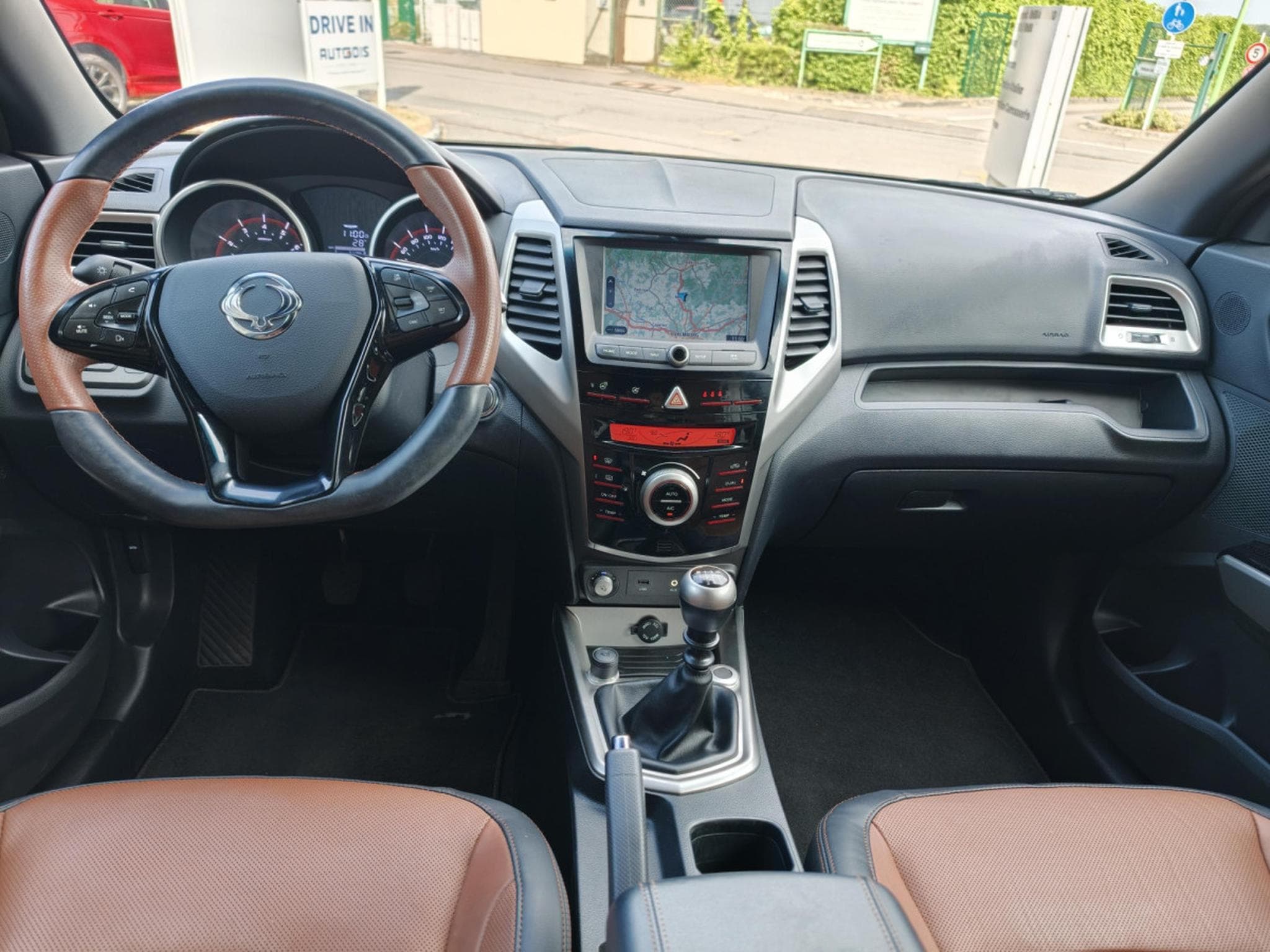 Ssangyong Tivoli 1.6 GDI FORWARD (2019) - Photo 3