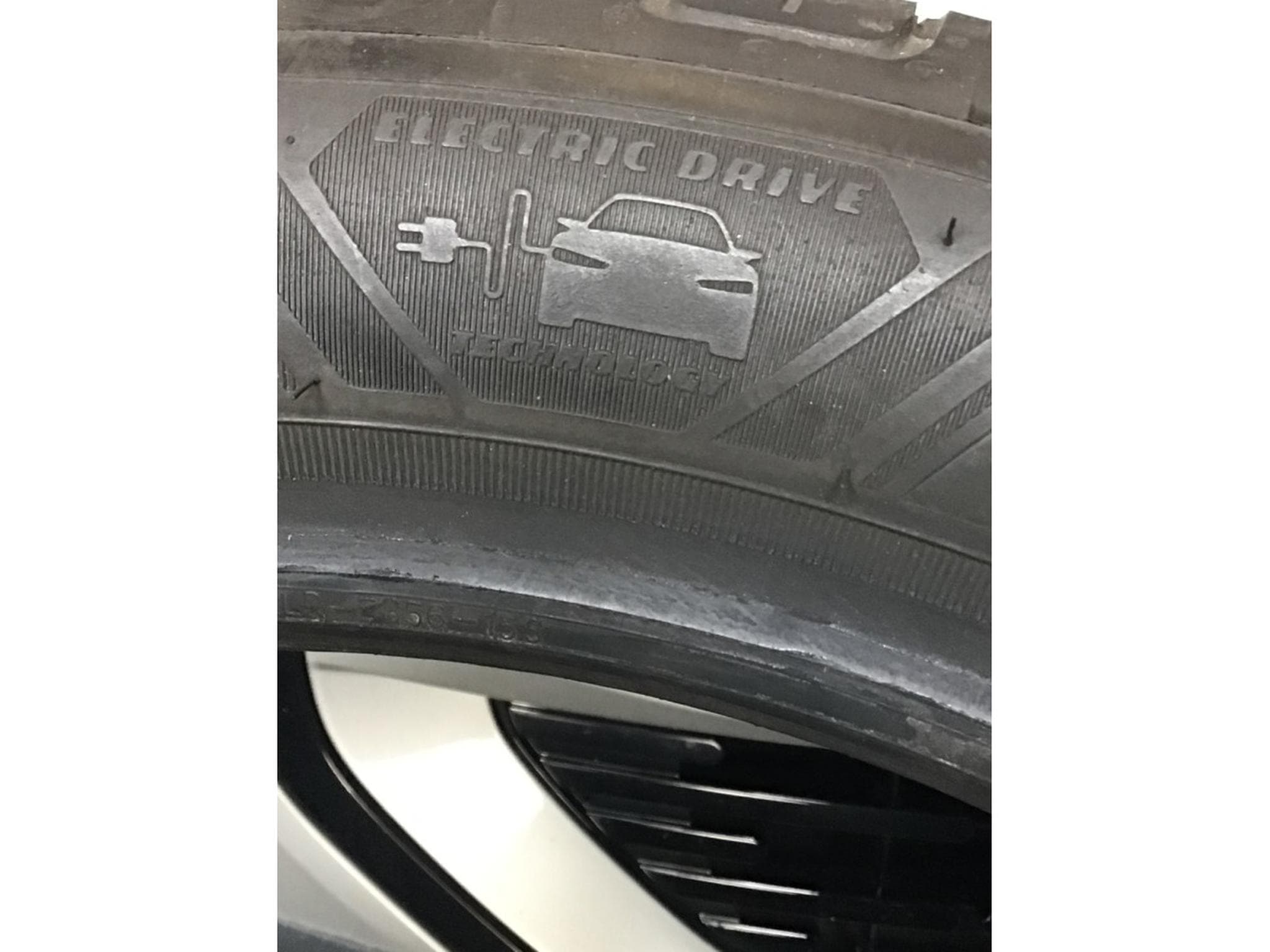Pneus été – 17" - Foto 4