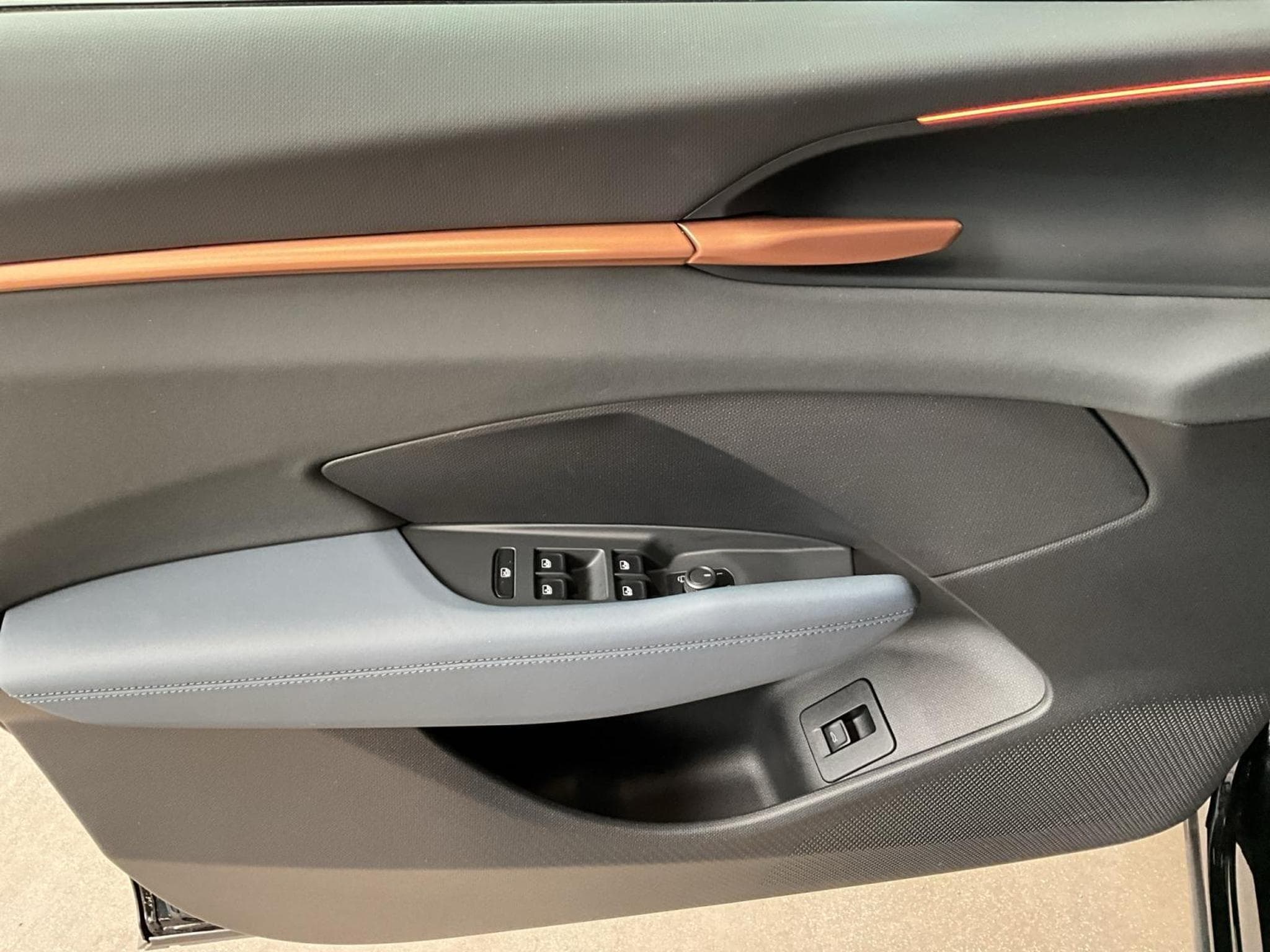 Cupra Terramar DSG+Digi.-Drive+RearView+LED (2025) - Photo 10