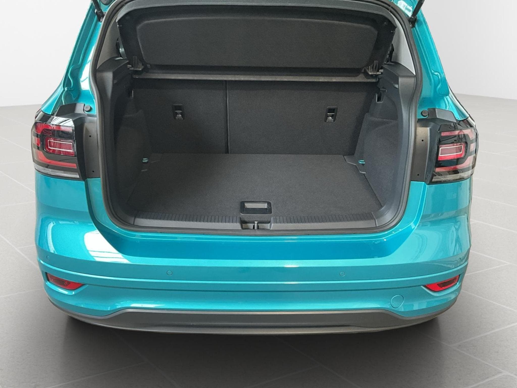 VW T-Cross Style+DSG+R-line+LM17+P.Tech+Keyless (2022) - Photo 16