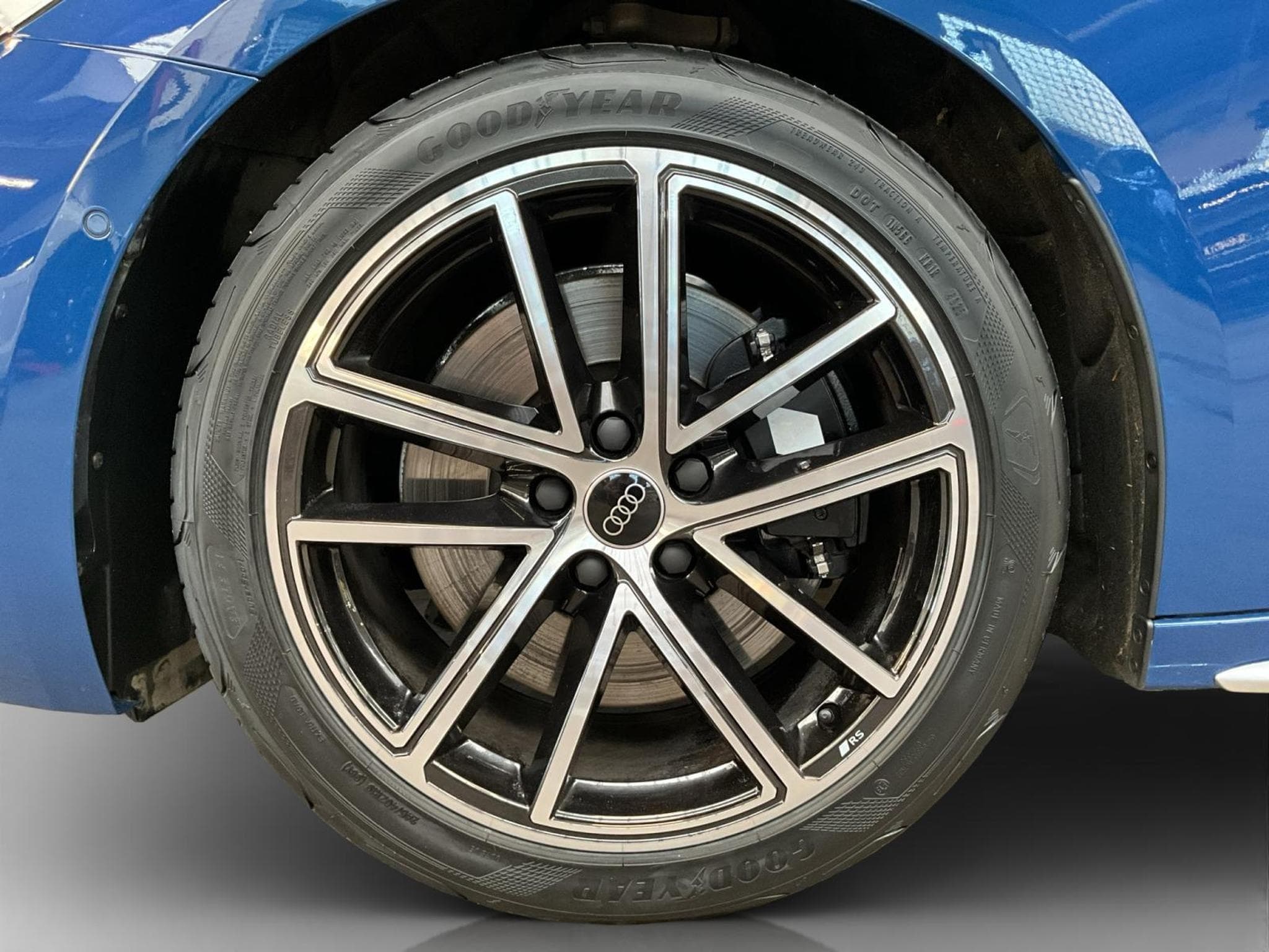 Audi S5 AVANT+Quattro+TechPlus+AHK+Pano (2025) - Foto 8