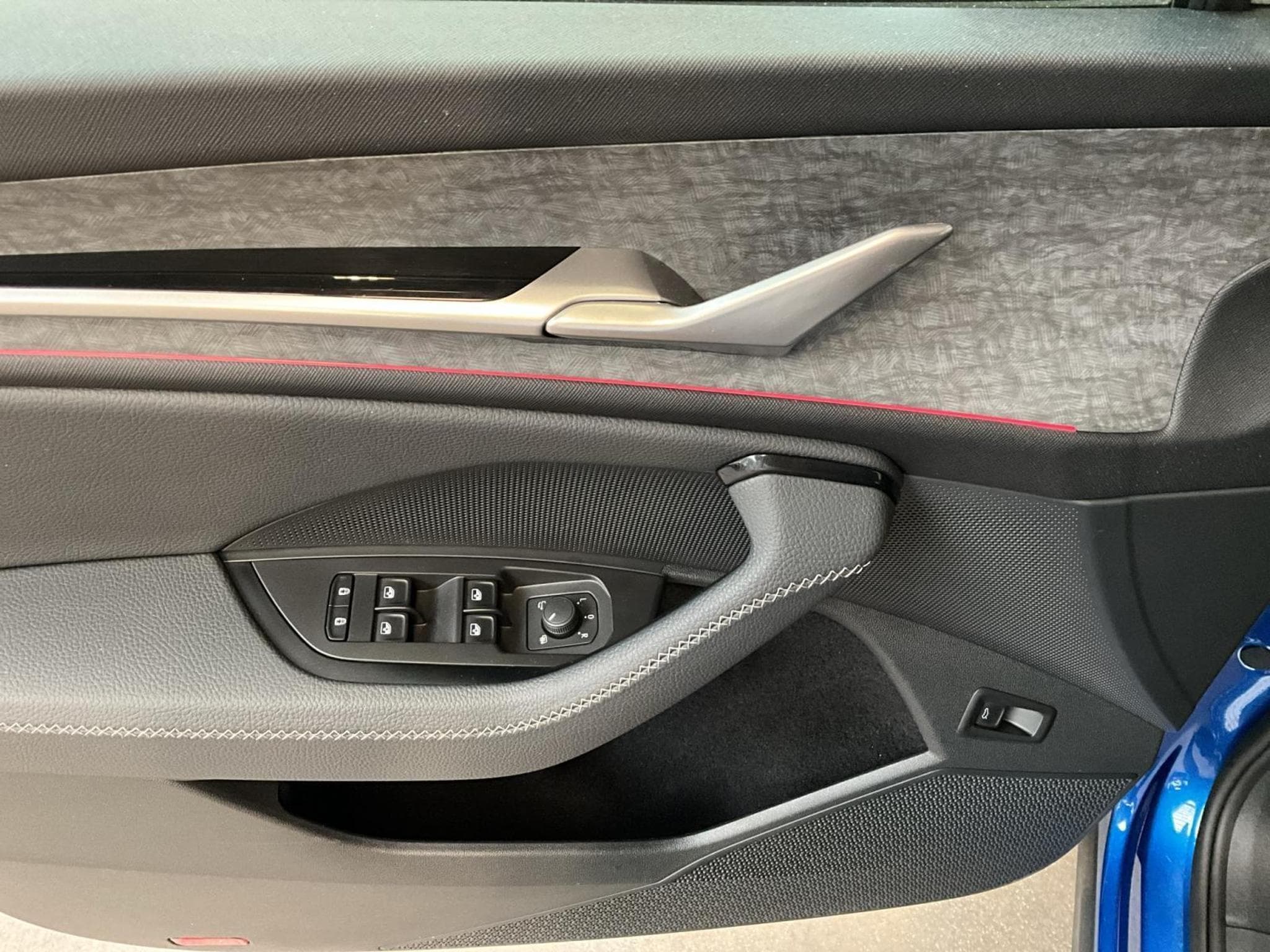 Skoda Kodiaq Selection+DSG+P.Acoustique+Suite-Black+AHK (2024) - Photo 10