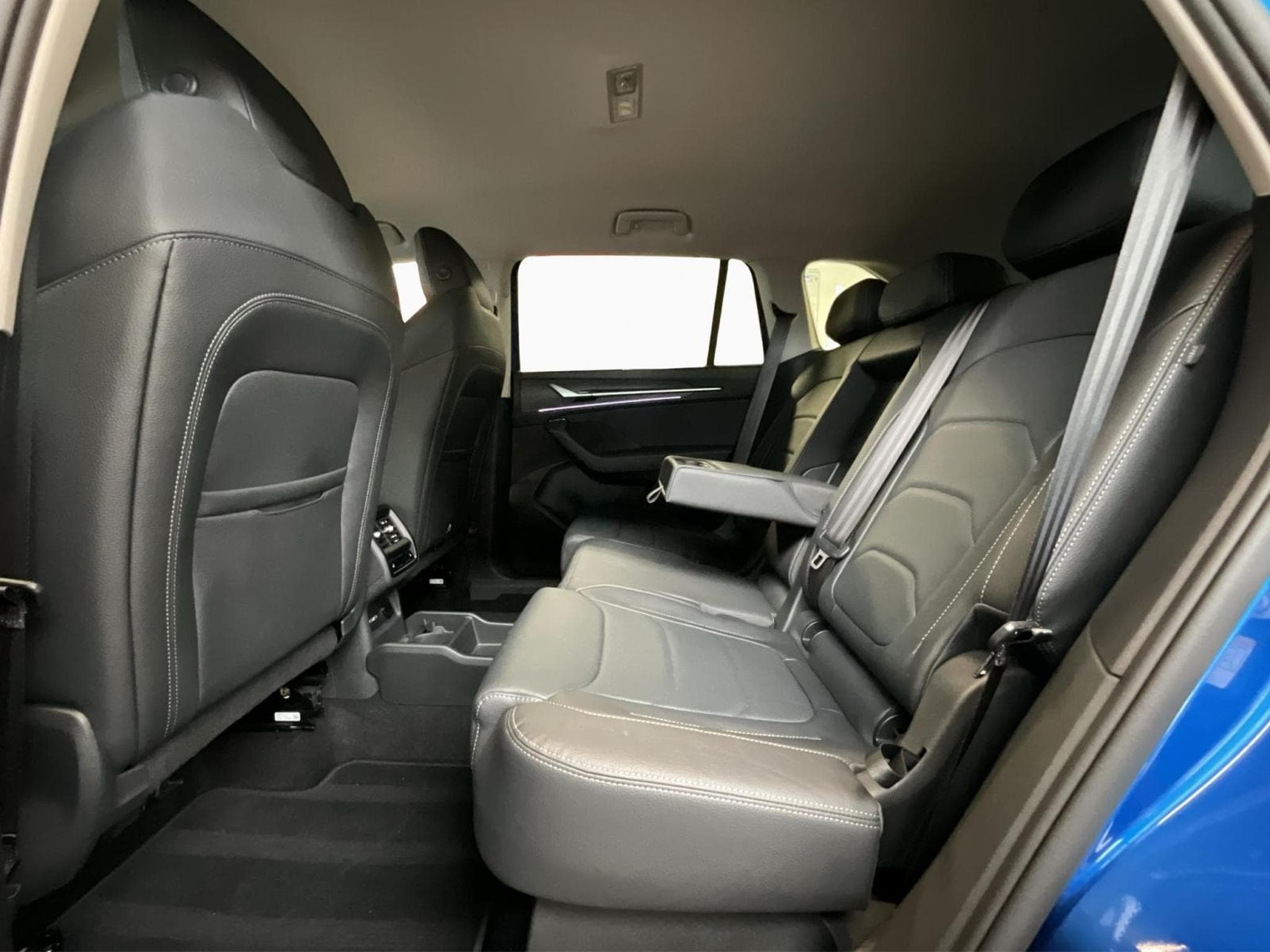 Skoda Kodiaq Selection+DSG+P.Acoustique+Suite-Black+AHK (2024) - Photo 18
