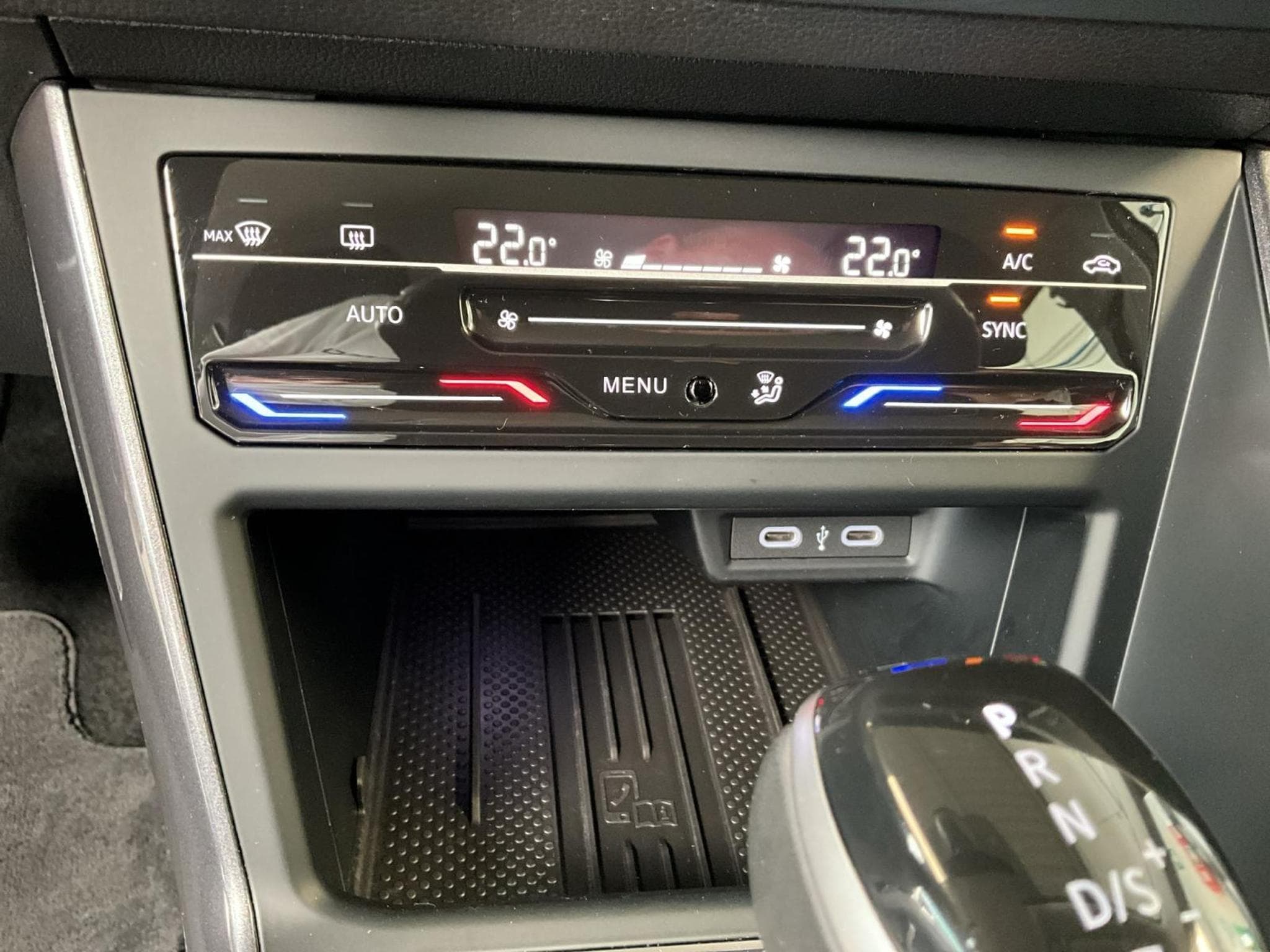 VW Taigo Style+DSG+IQ-Drive+LED (2025) - Photo 16