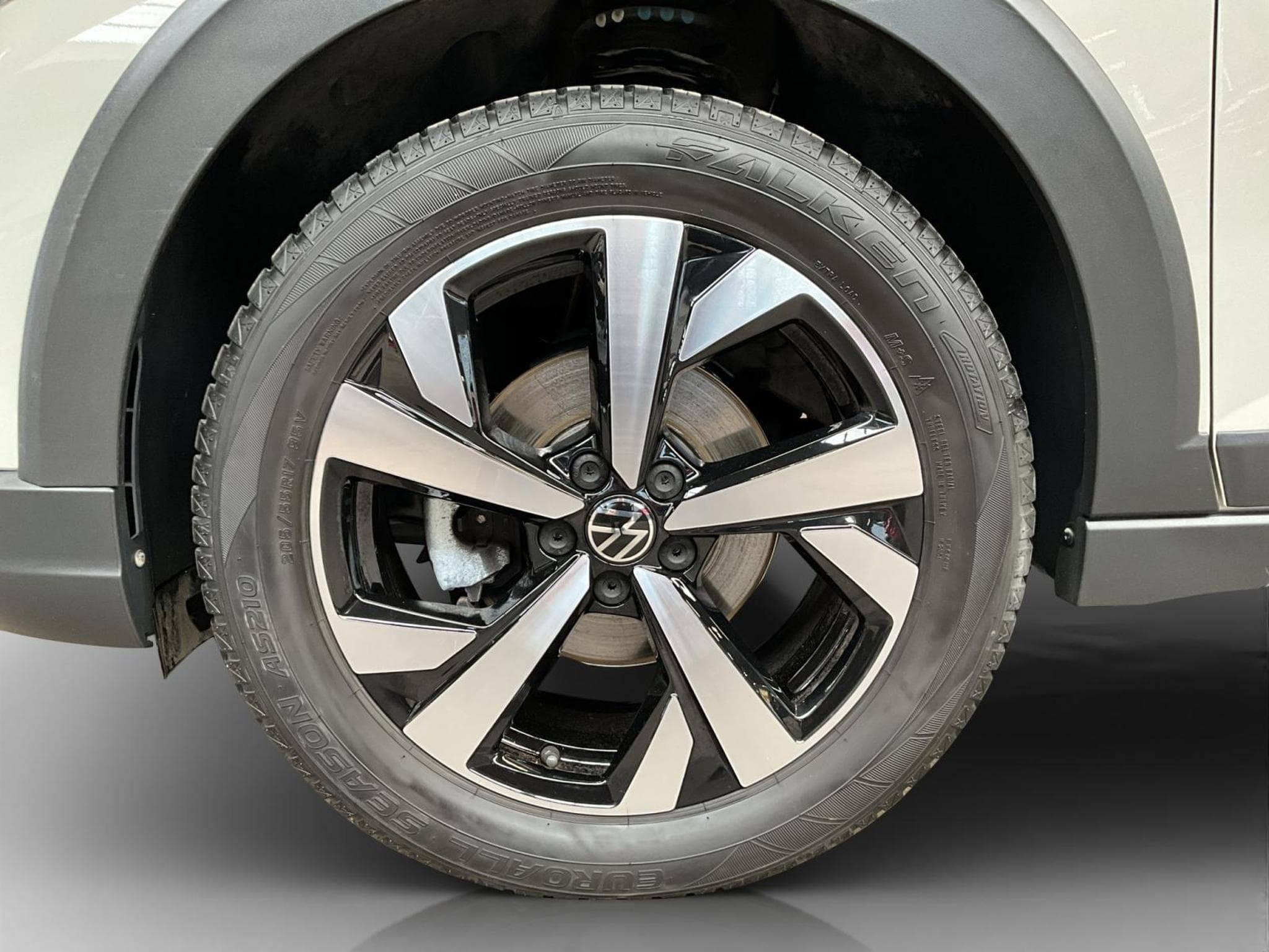 VW Taigo Style+DSG+IQ-Drive+LED (2025) - Photo 8