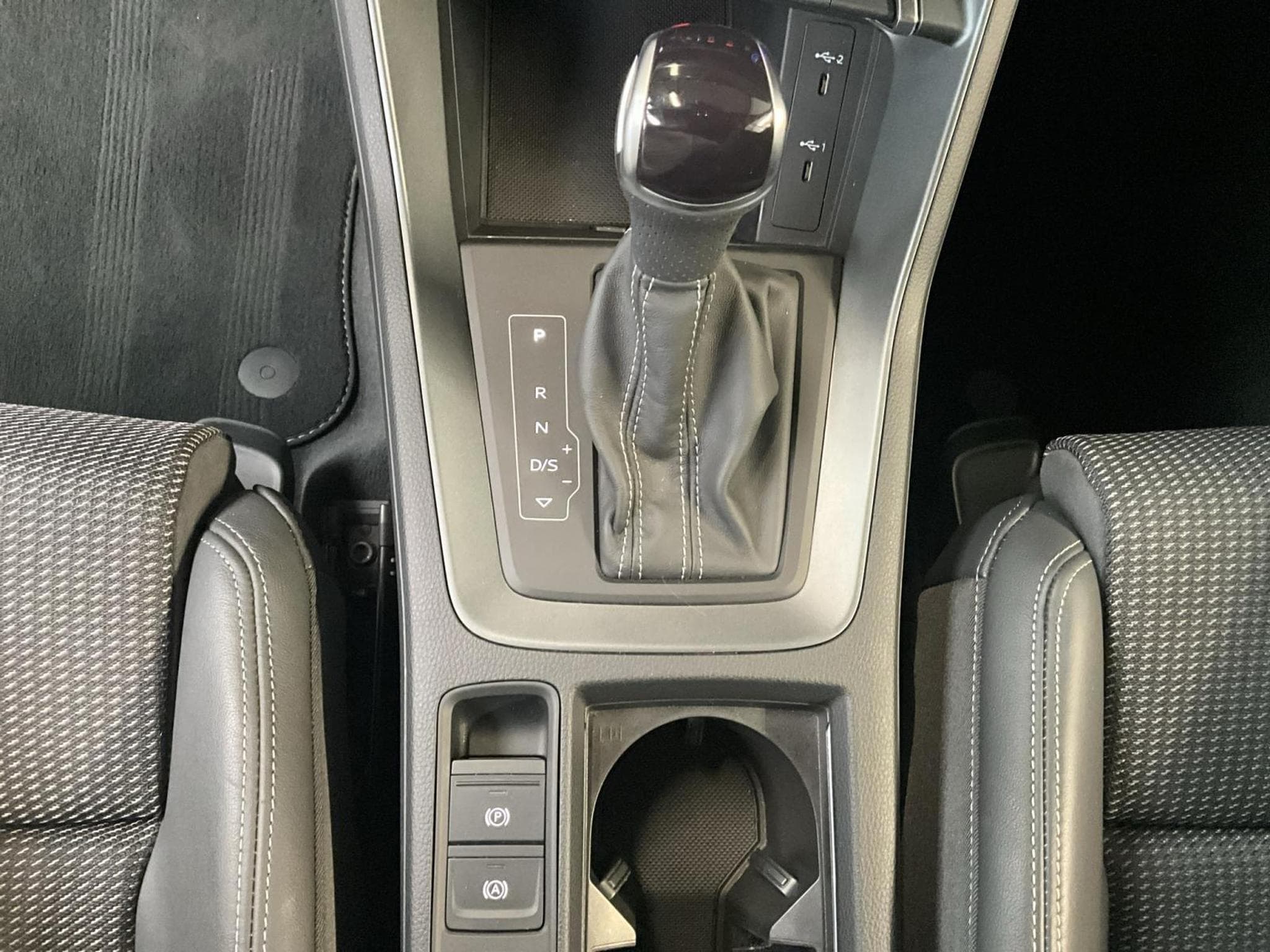 Audi Q3 SB+S-Line+35TFSI+S-Tronic+P.Premium (2025) - Foto 12
