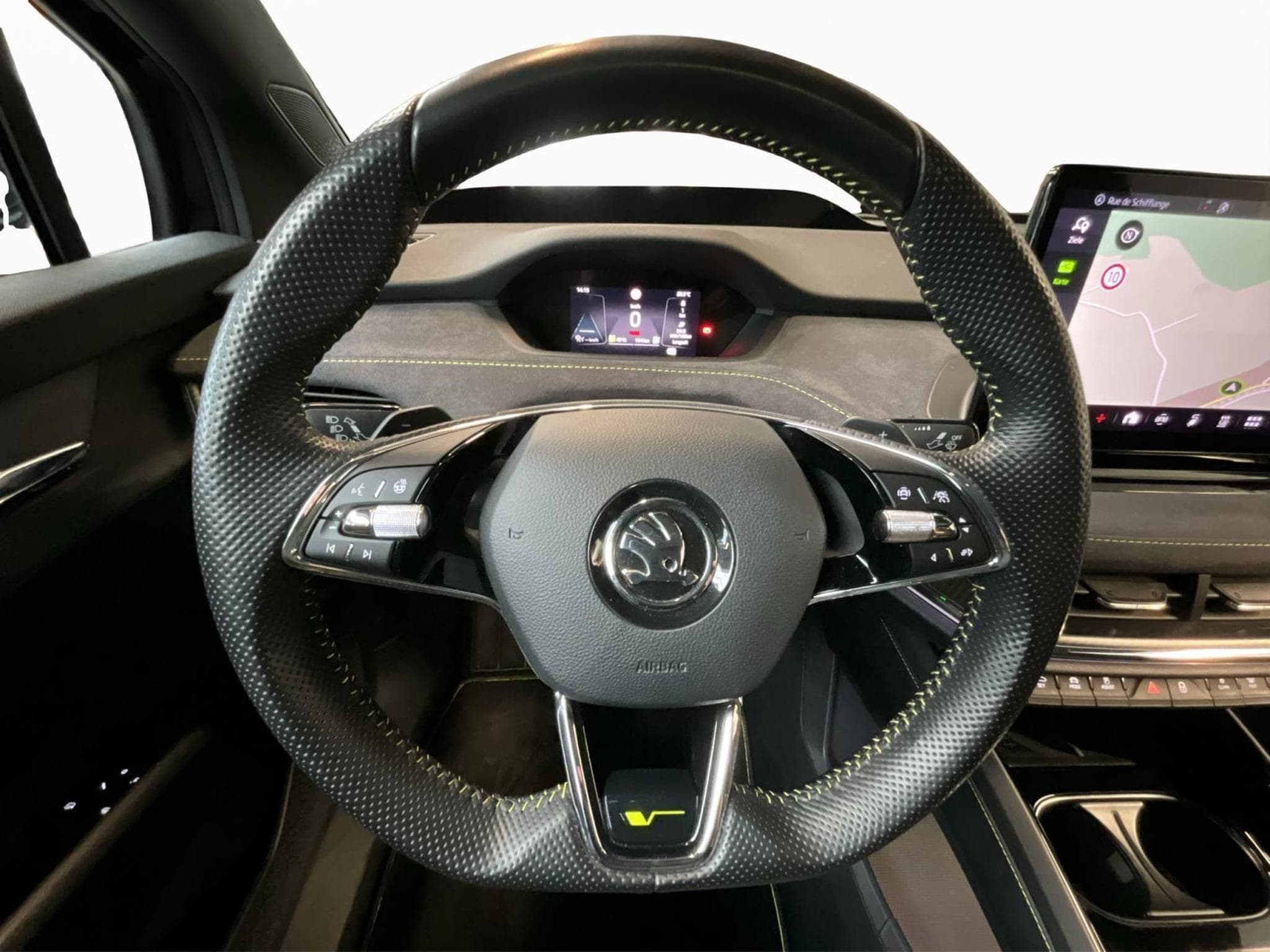 Skoda Enyaq 77kWh+RS+4x4+MAXX+AHK+LED+NAVI (2023) - Photo 12