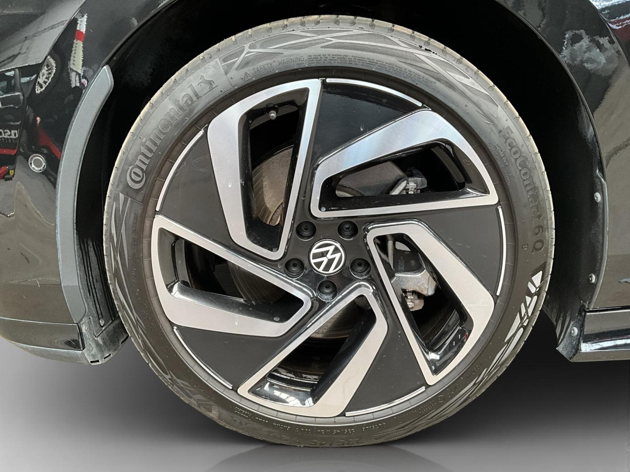 VW ID.7 77kWh+Tourer-Pro+Black-Style+IQ-Drive+P.Confort+AHK (2025) - Photo 9