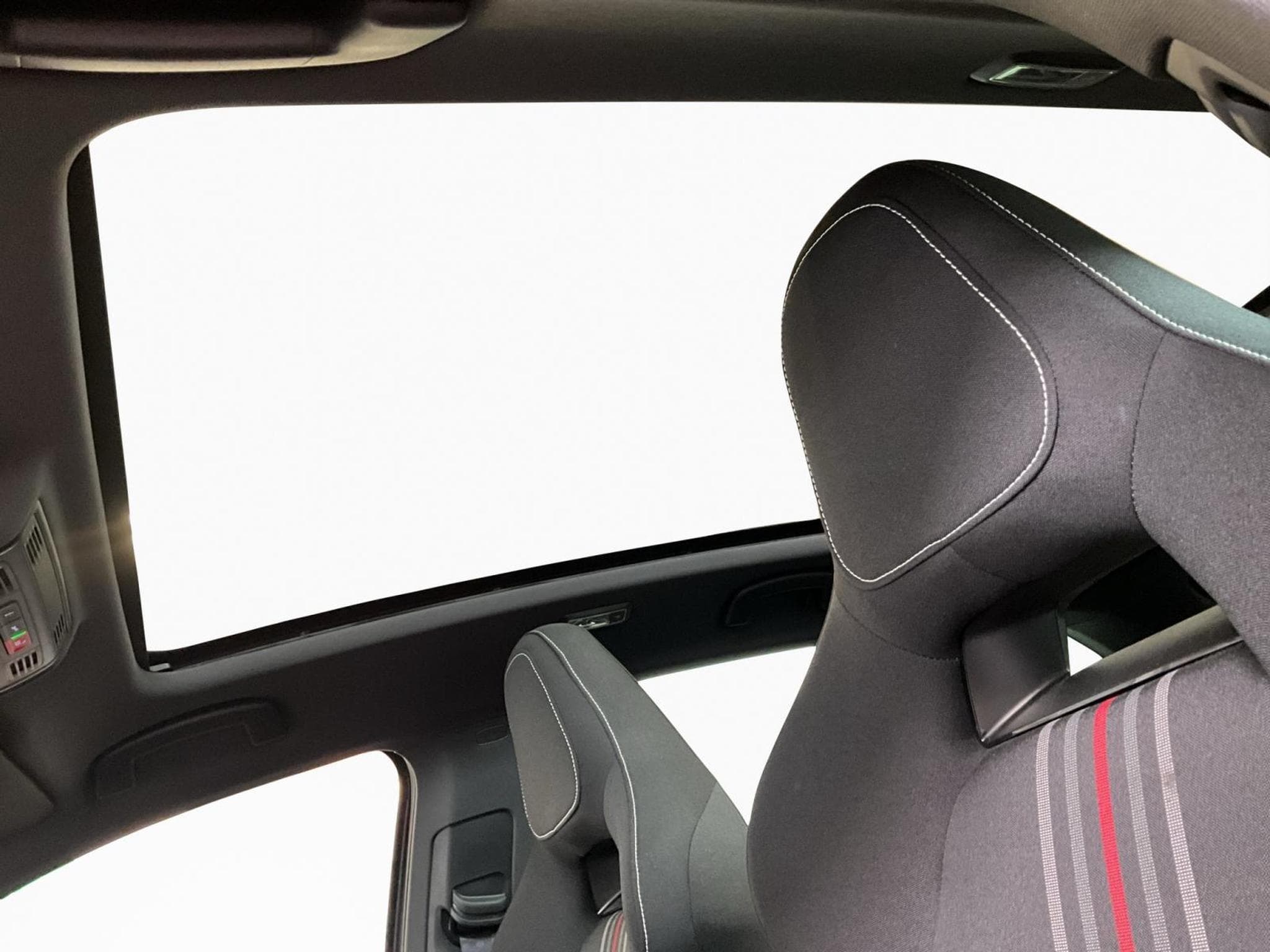 Skoda Scala Monte-Carlo+BVM+LED+Navi (2025) - Photo 18