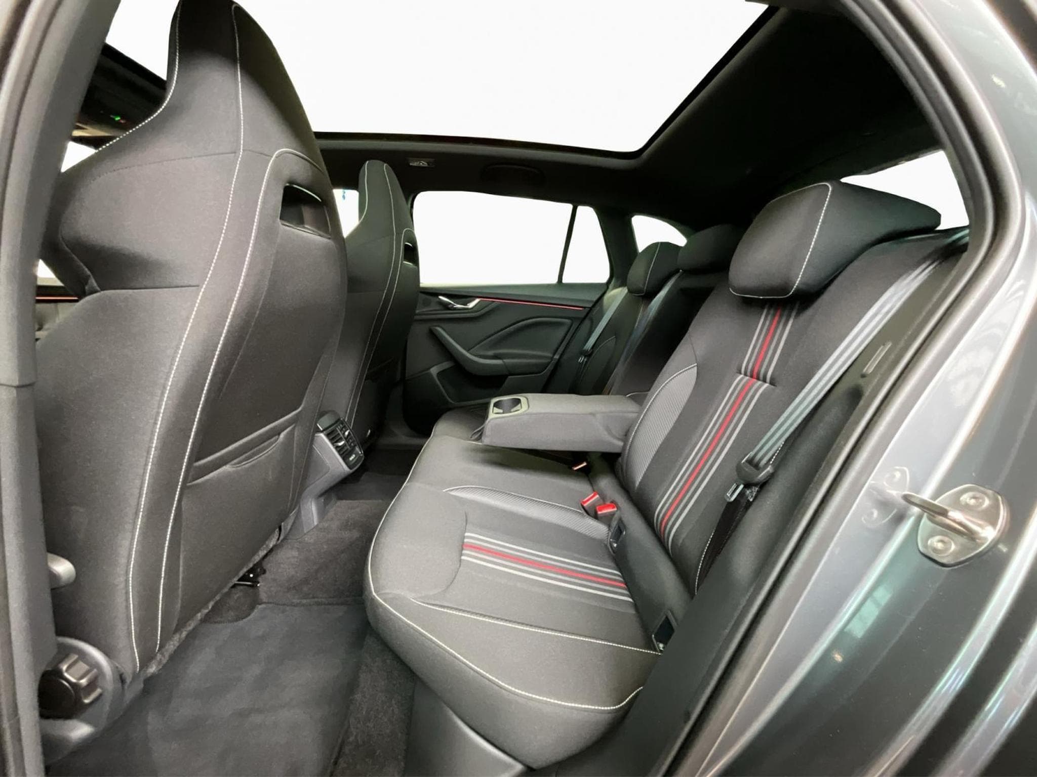 Skoda Scala Monte-Carlo+BVM+LED+Navi (2025) - Photo 19