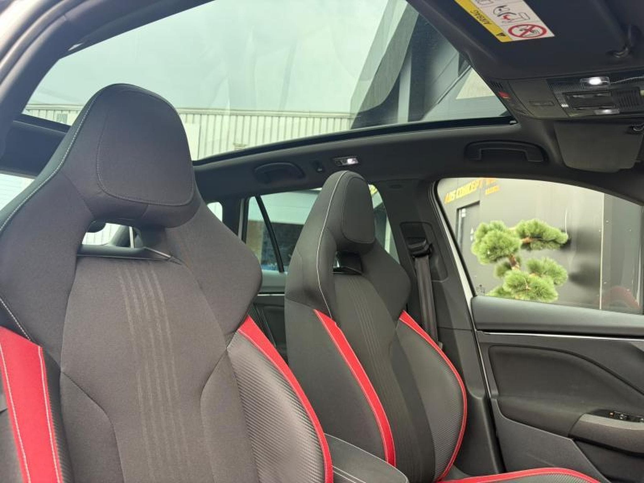 Skoda Kamiq Monte Carlo/Camera/Toit Panoramique/Sièges chauffants (2022) - Foto 8