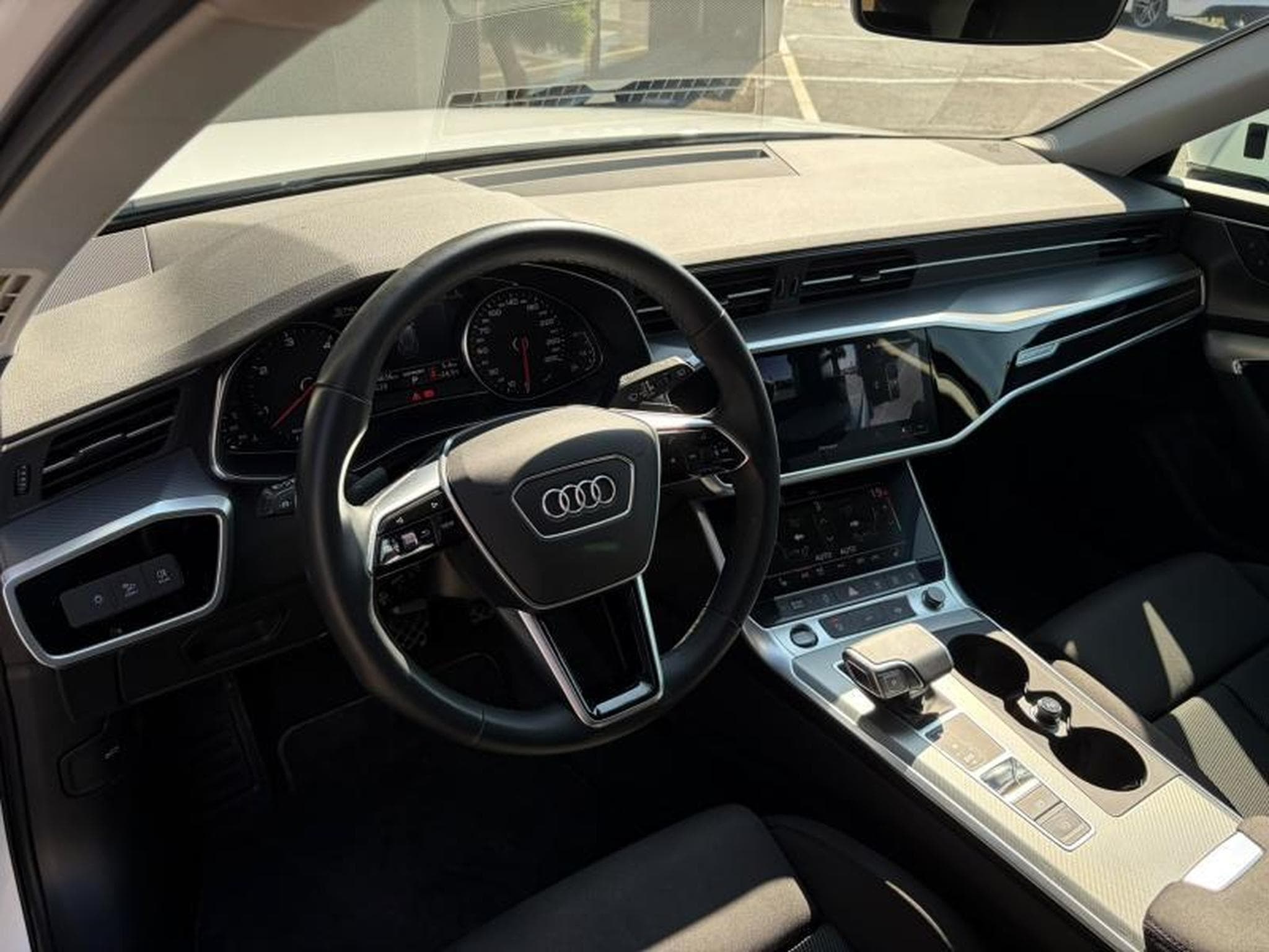 Audi A6 Avant Sport/Attelage/Camera 360/ Sièges électriques (2023) - Foto 6