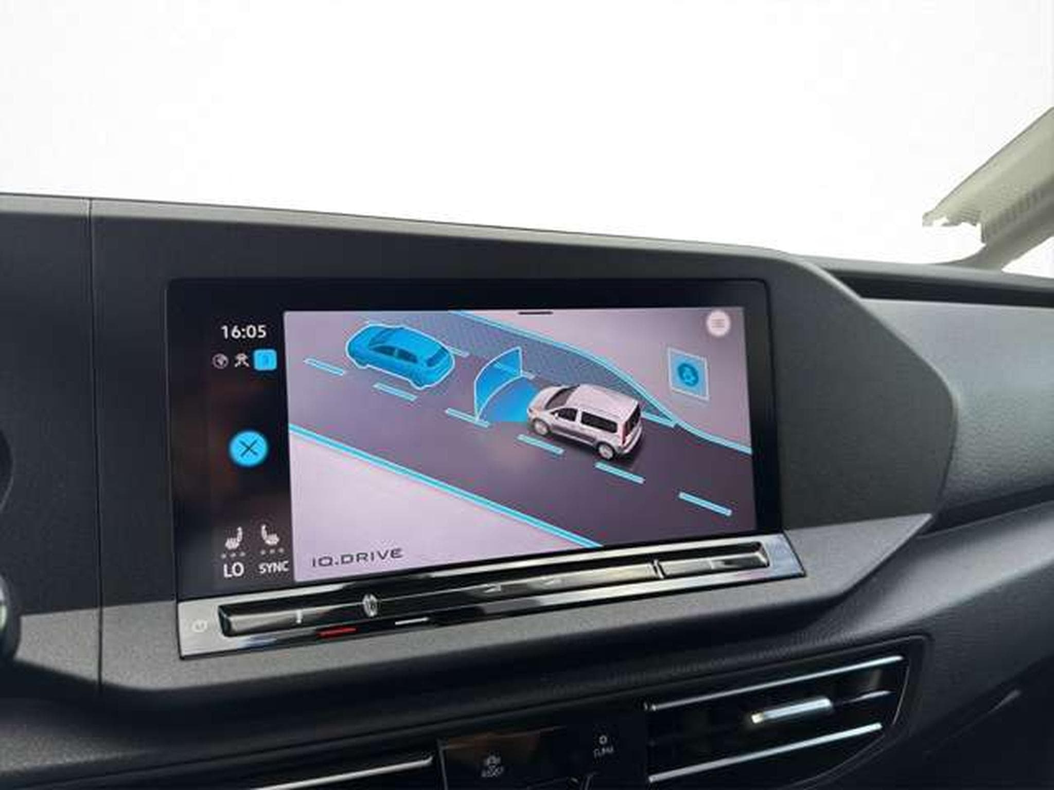 VW Caddy Life DSG/Navi/LED/SHZ/ACC/Kamera (2022) - Photo 19