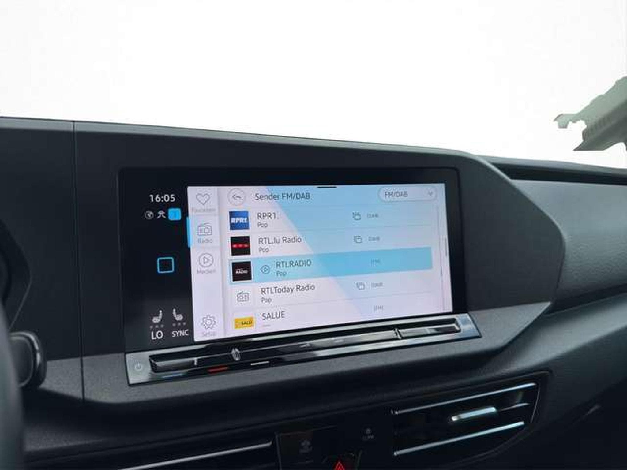 VW Caddy Life DSG/Navi/LED/SHZ/ACC/Kamera (2022) - Photo 21