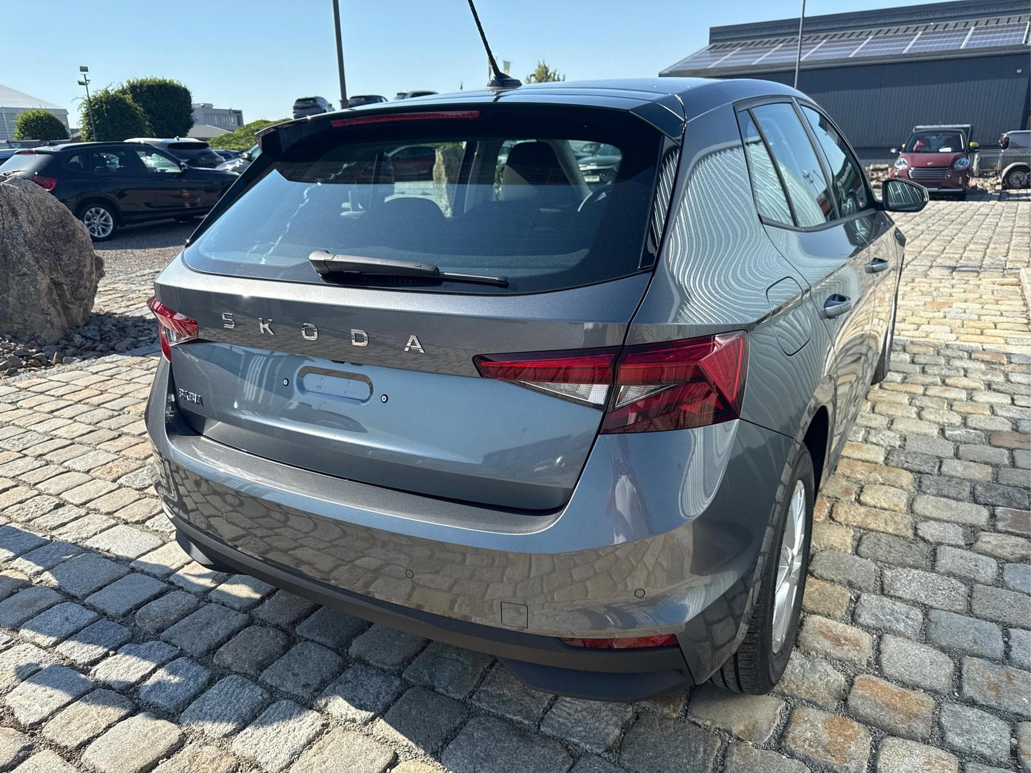 Skoda Fabia EXTRA PLUS 1.0 (2026) - Foto 2