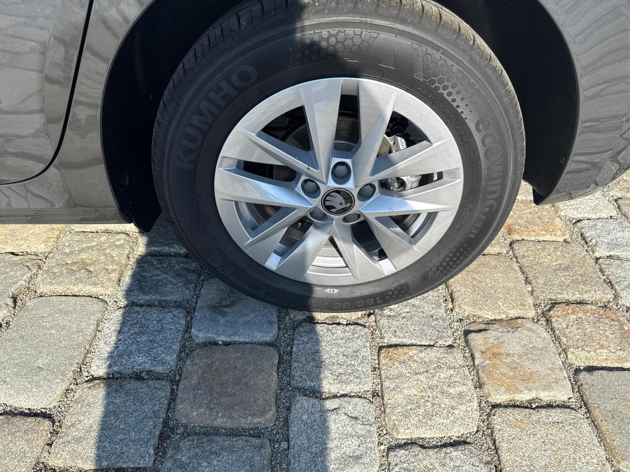 Skoda Fabia EXTRA PLUS 1.0 (2026) - Foto 9