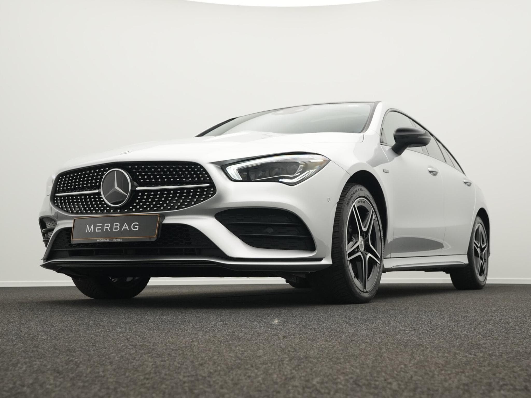 Mercedes CLA 250 e Shooting B Multi+Pano+AHK+Night (2020) - Foto 8
