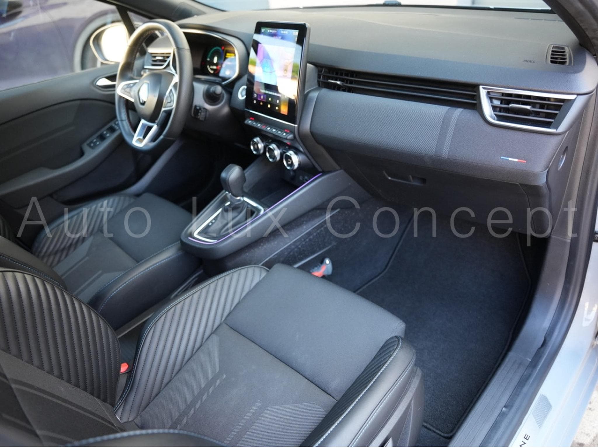 Renault Clio E-Tech Full Hybrid 145 Esprit Alpine (2024) - Foto 6