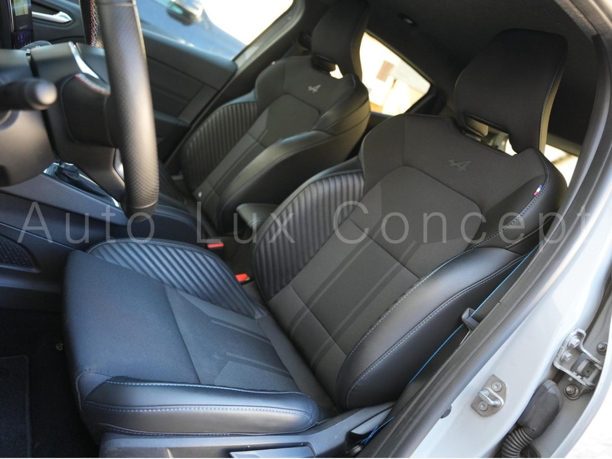 Renault Clio E-Tech Full Hybrid 145 Esprit Alpine (2024) - Foto 7