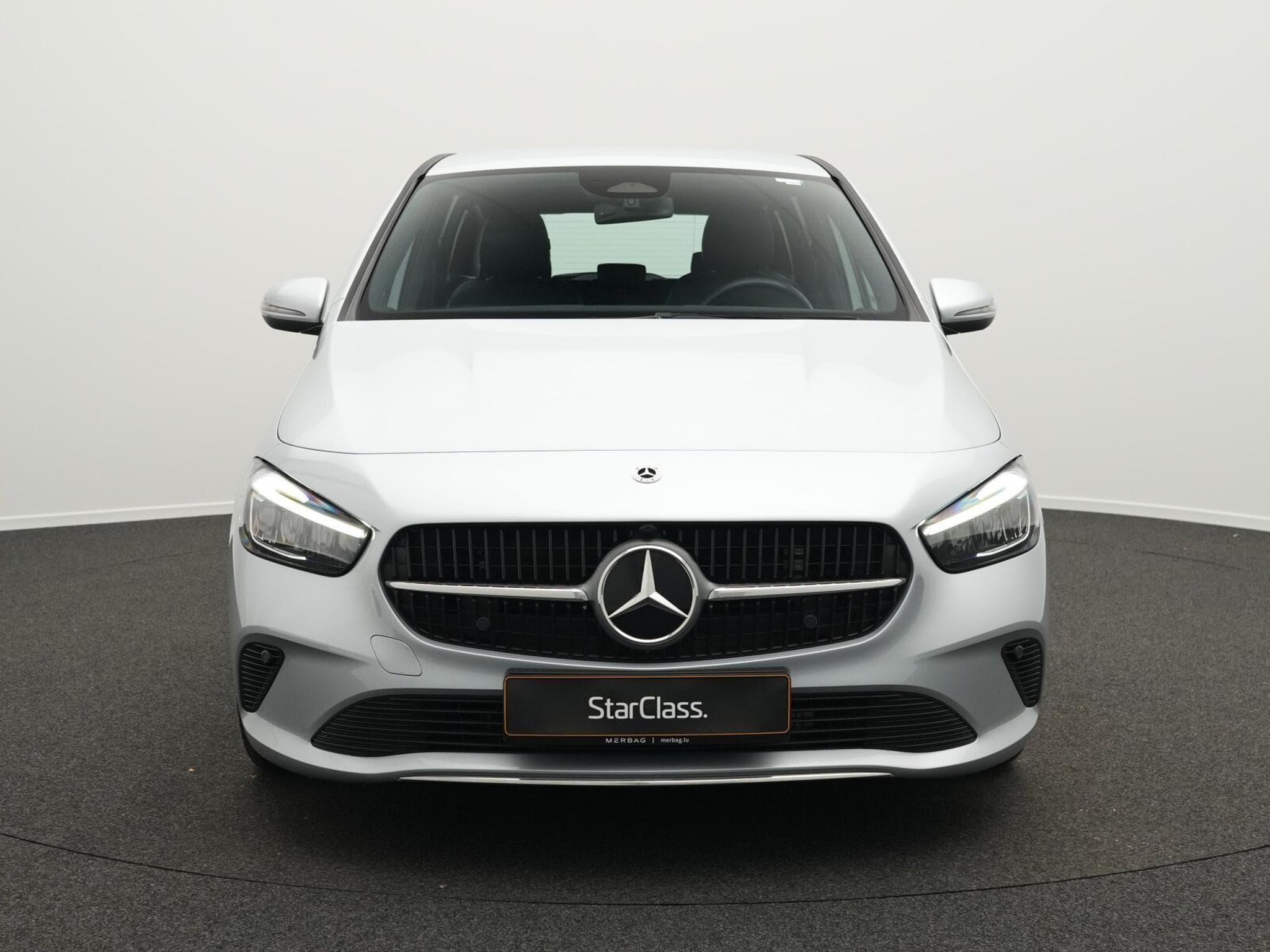 Mercedes B 180 d LED+Kamera+Apple+MBUX (2025) - Foto 2