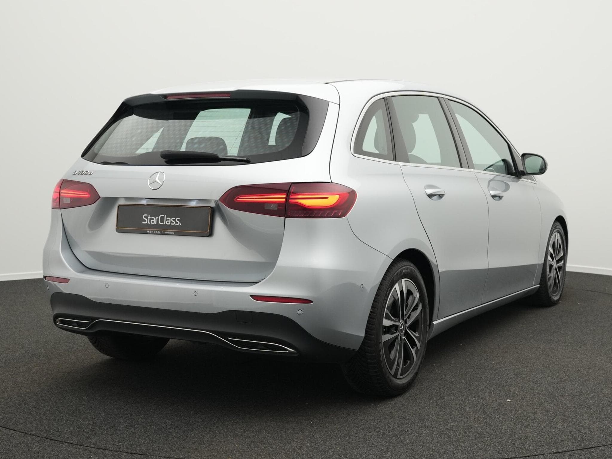 Mercedes B 180 d LED+Kamera+Apple+MBUX (2025) - Foto 3