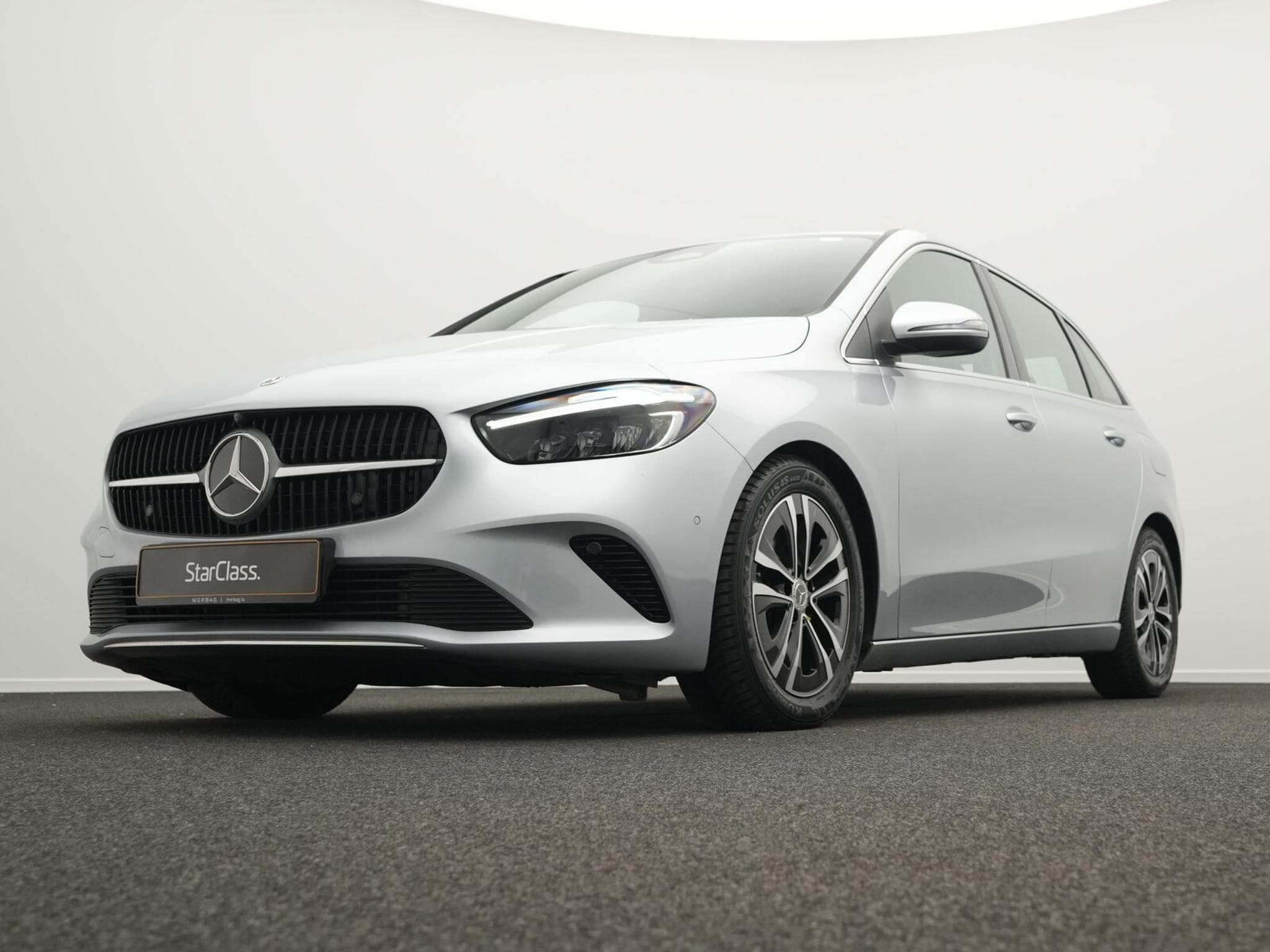 Mercedes B 180 d LED+Kamera+Apple+MBUX (2025) - Foto 8