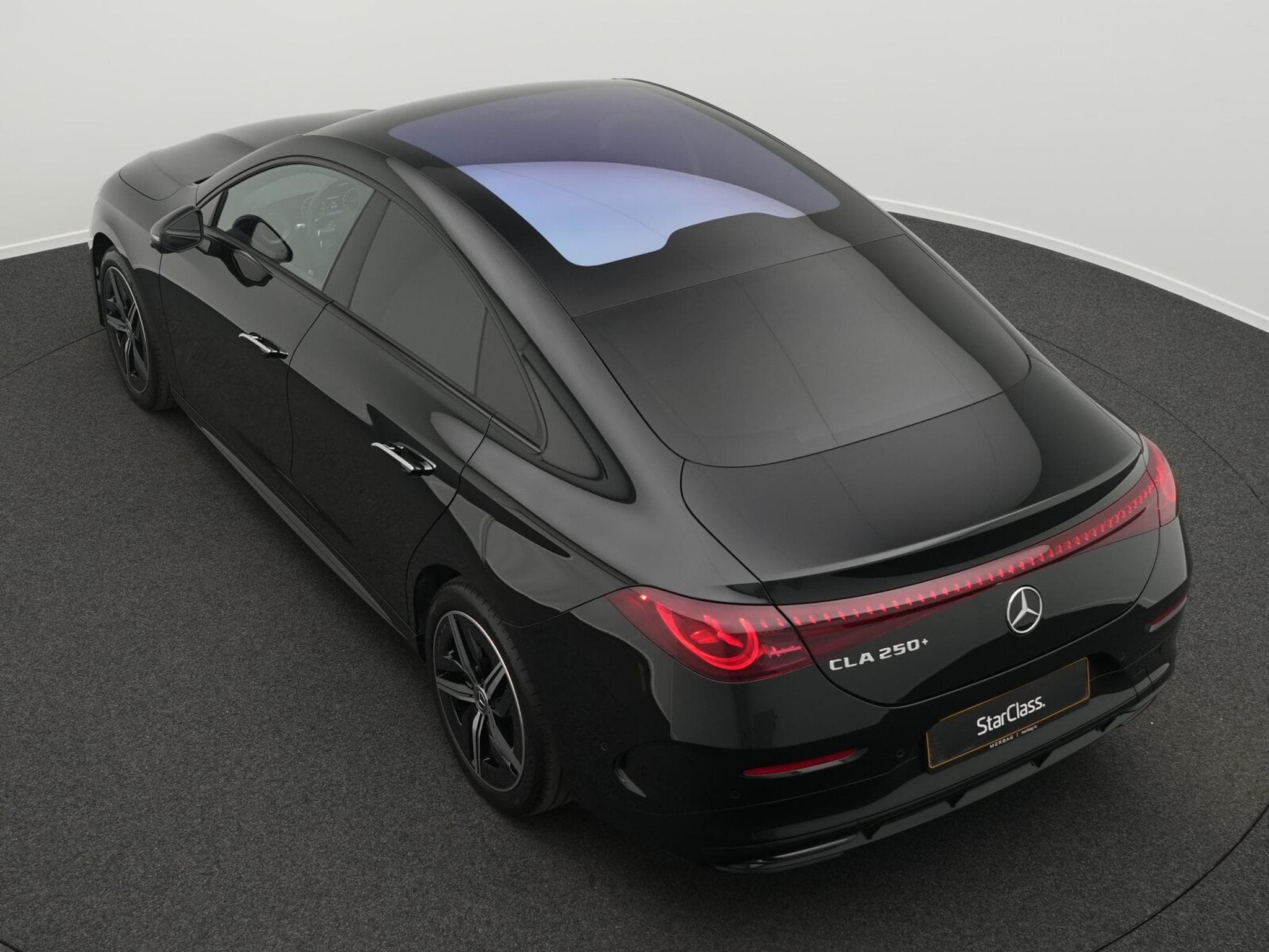 Mercedes CLA 250 + AMG-Line Multi+AHK+Pano+Night+Memo (2025) - Foto 13