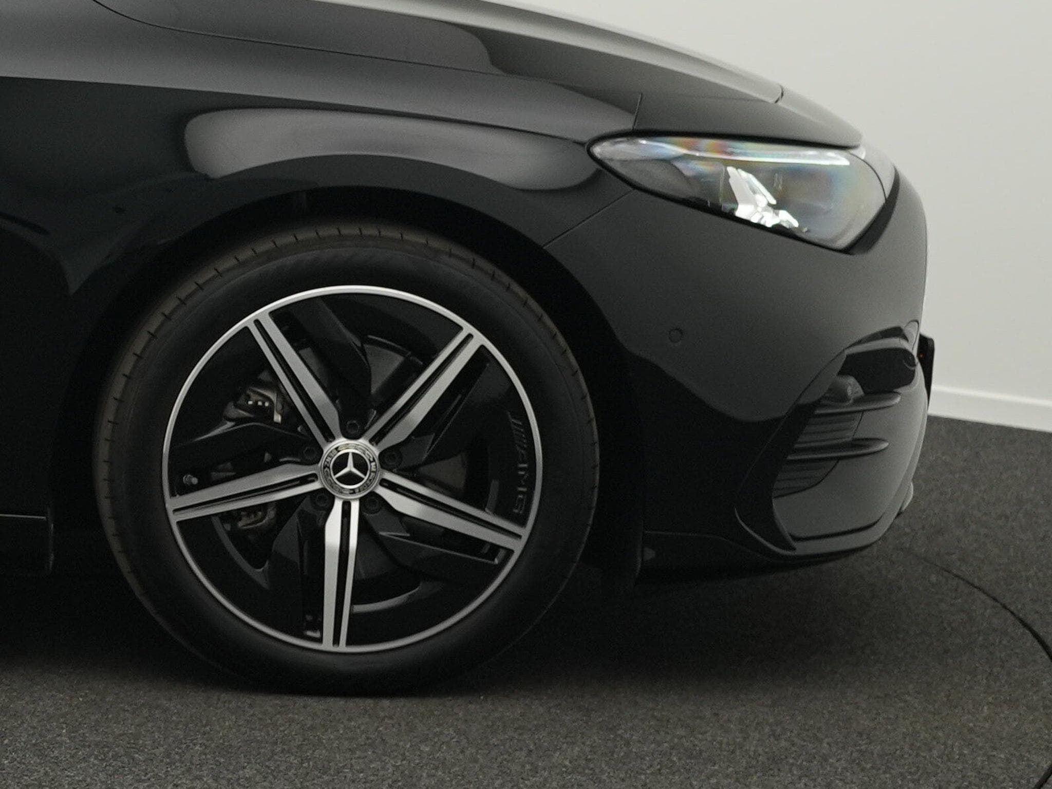 Mercedes CLA 250 + AMG-Line Multi+AHK+Pano+Memo+Night (2026) - Foto 8