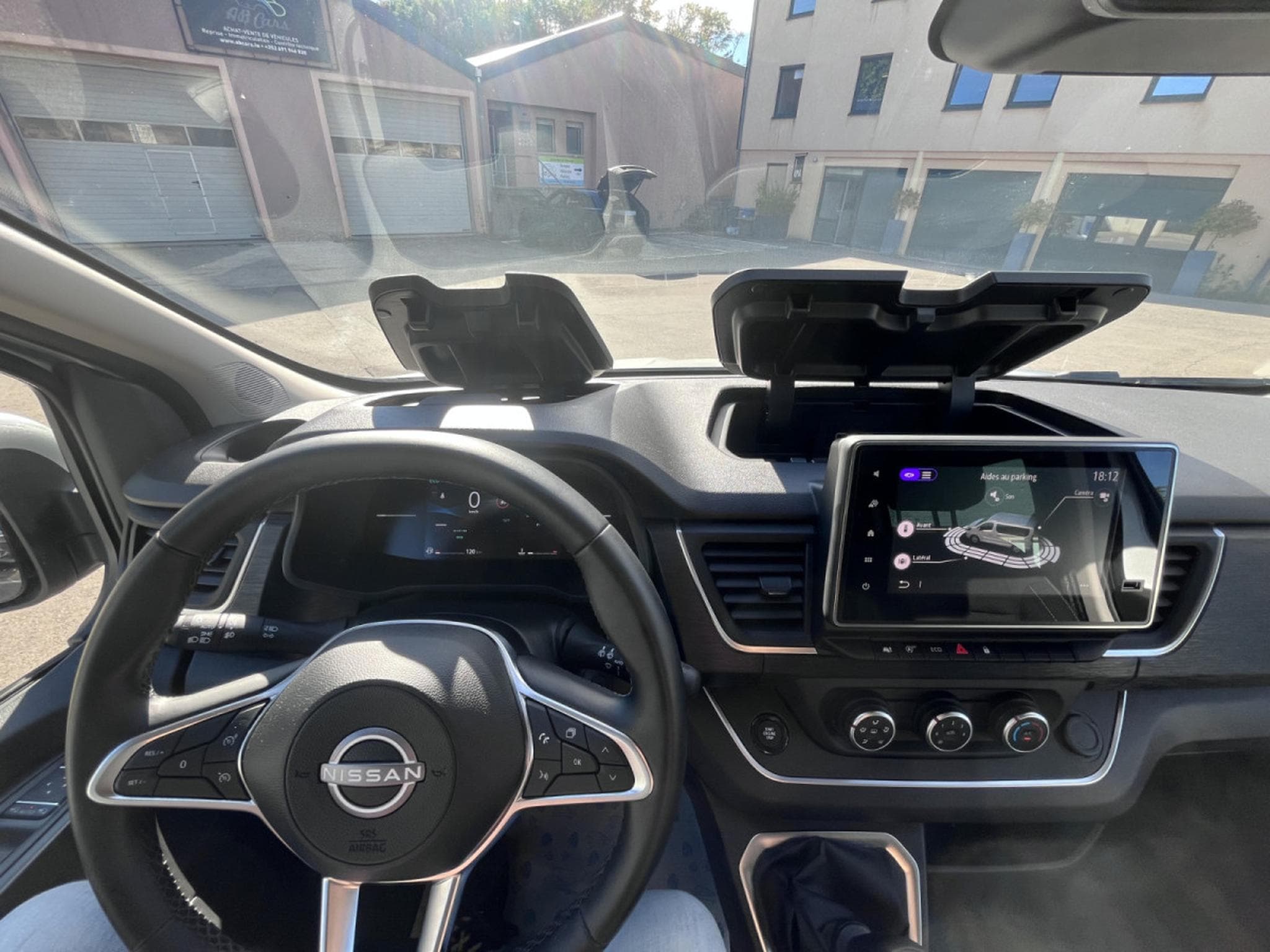 Nissan Primastar 2.0dci Tekna 110kw L2H1 3,0t Navi Camera Carplay 9 places (2025) - Photo 8
