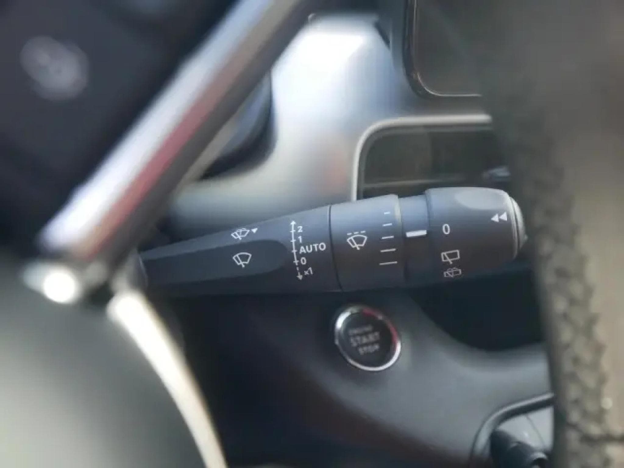 Jeep Avenger Summit 1.2 (2026) - Photo 16
