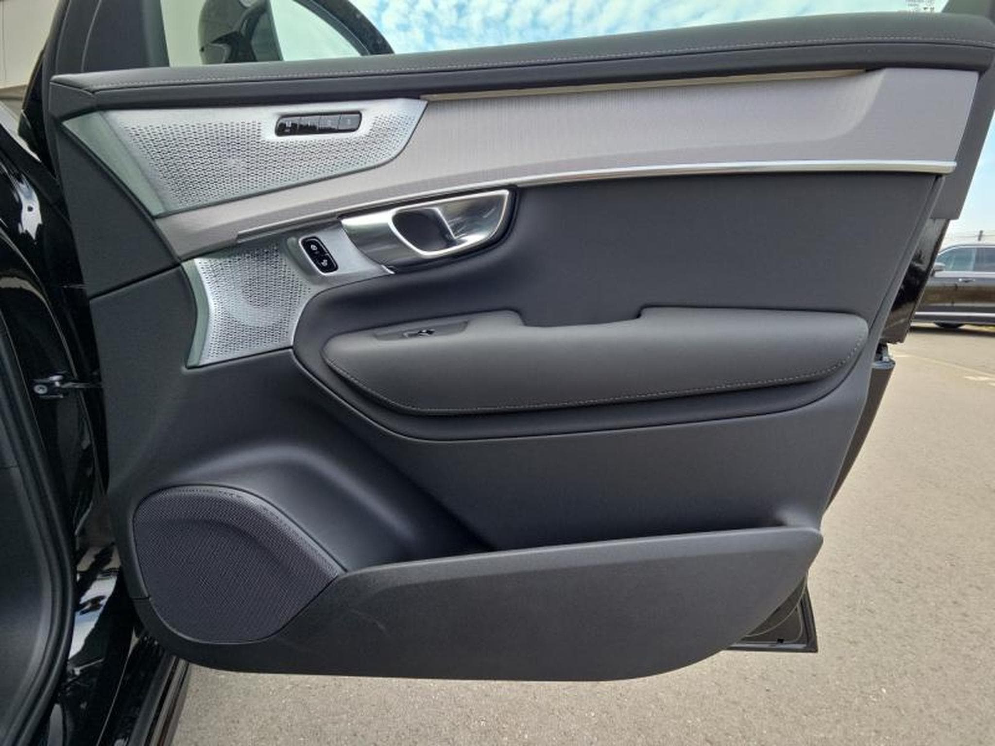 Volvo XC90 T8 BLACK EDITION ULTRA AWD 2027 / Hybride (2026) - Photo 21