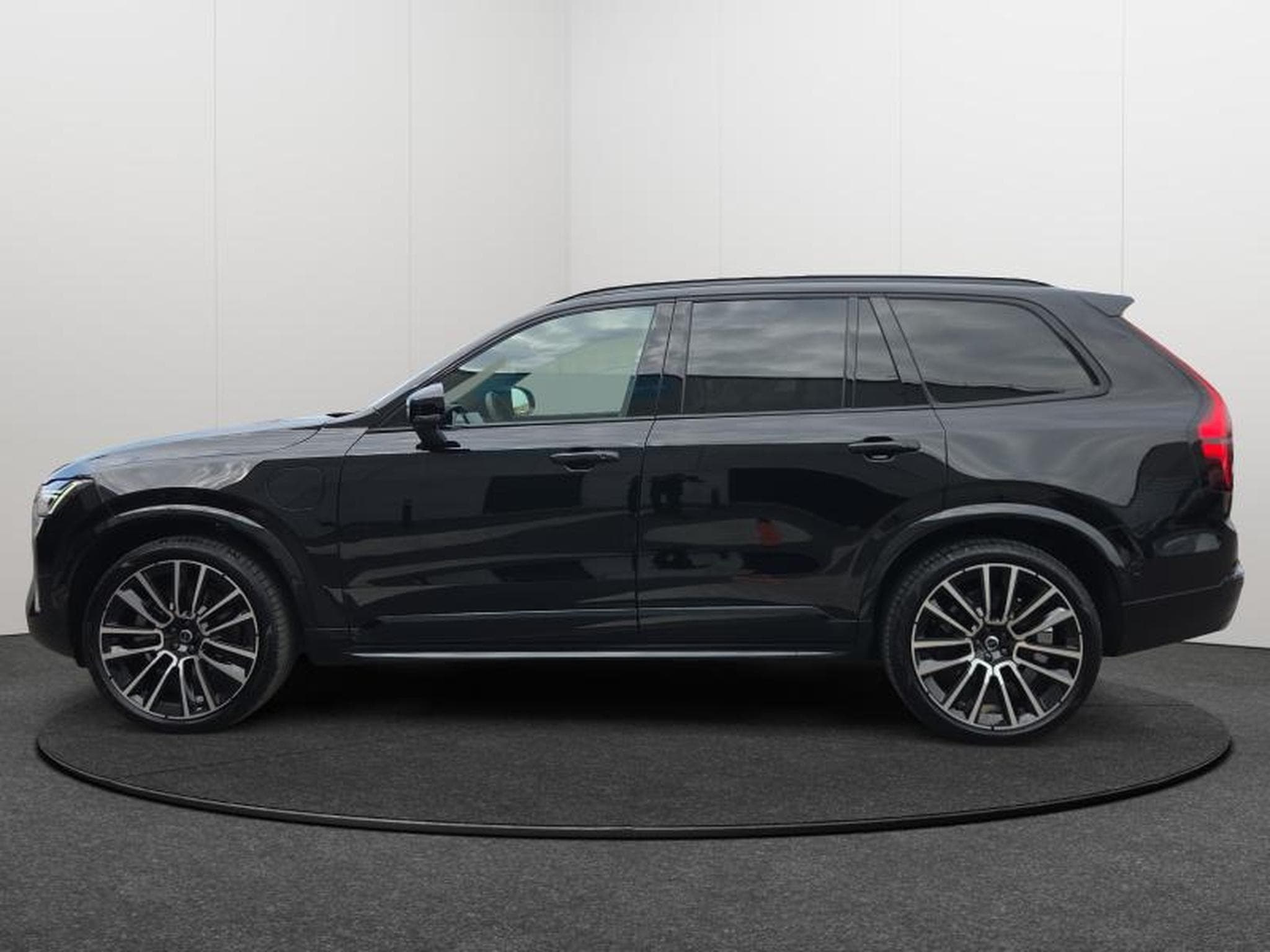 Volvo XC90 T8 BLACK EDITION ULTRA AWD 2027 / Hybride (2026) - Photo 4