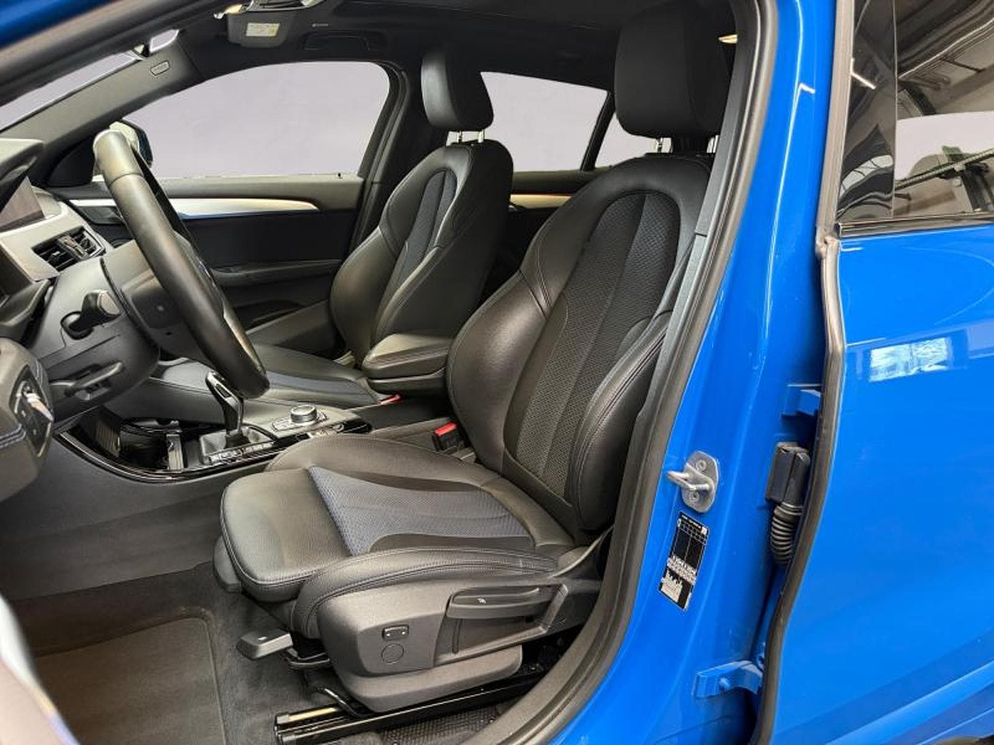BMW X2 X2 sDrive18i Pack M Sport (2022) - Foto 8