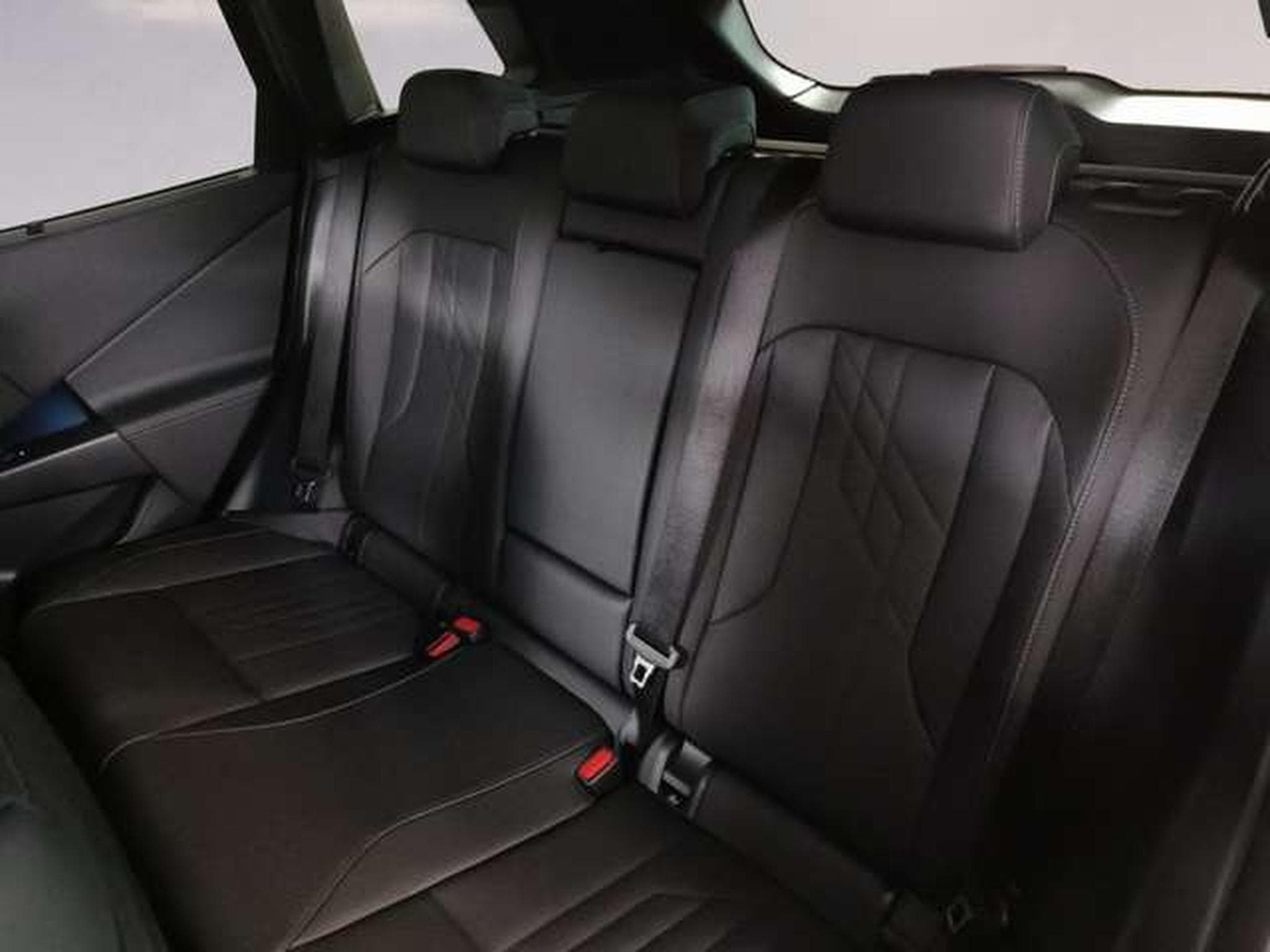 BMW X3 20d xDrive HK HiFi DAB LED RFK (2025) - Foto 8