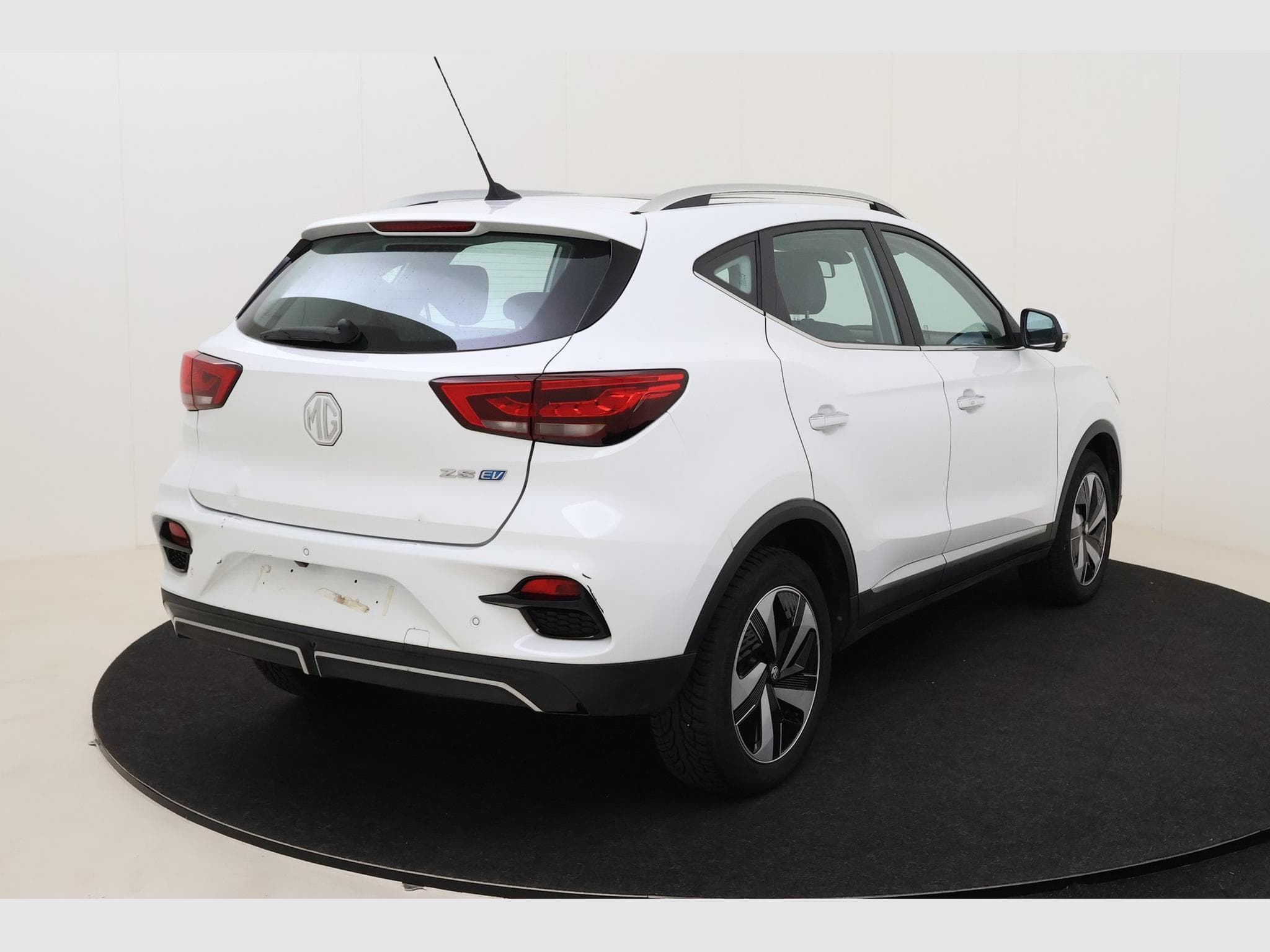 Mg ZS EV Luxury (2024) - Foto 6