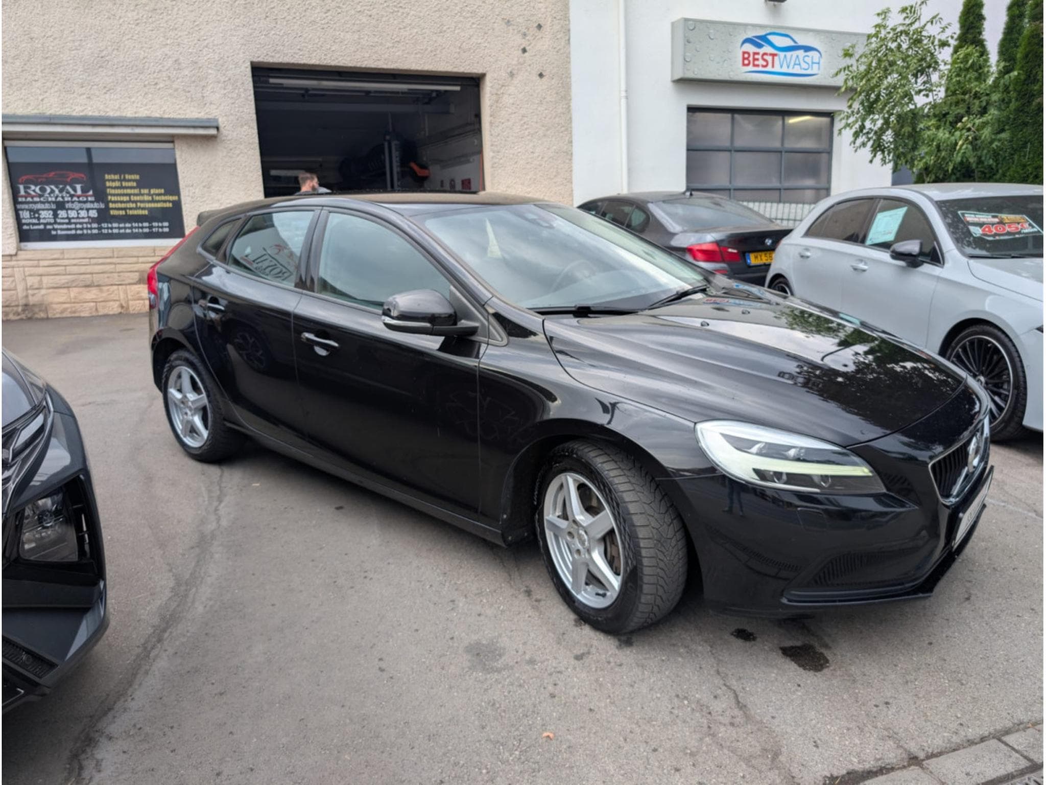 Volvo V40 D3 150 CH BOITE AUTOMATIQUE (2018) - Photo 3