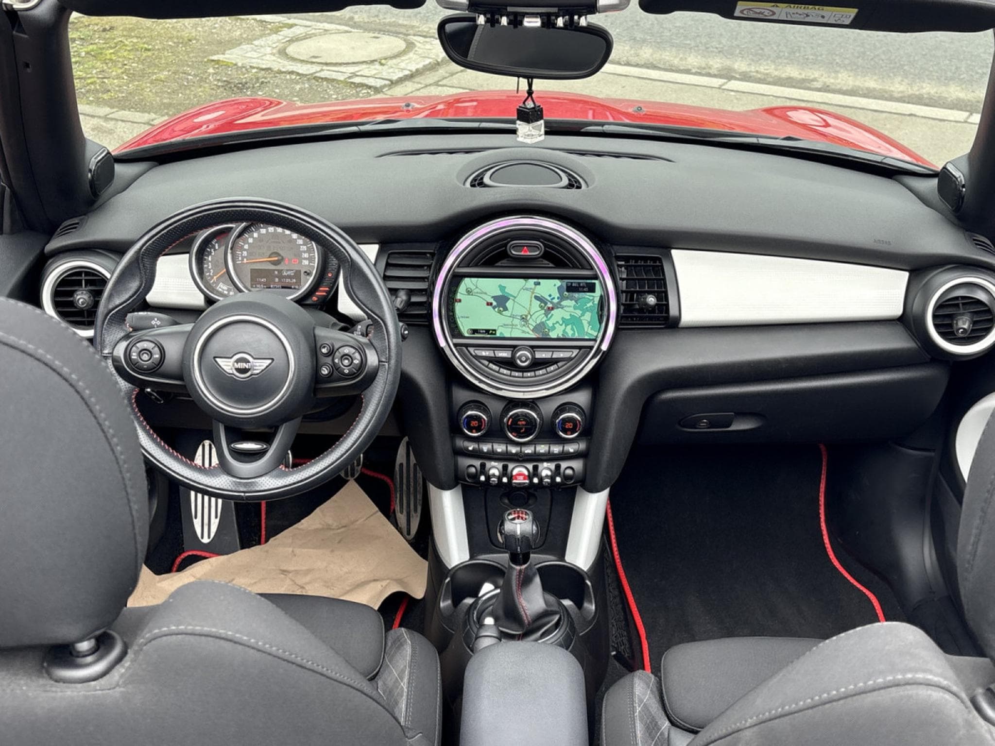 Mini Cooper Cabriolet 1.5 JOHN COOPER WORKS 136 * GARANTIE 36 MOIS * (2017) - Photo 3