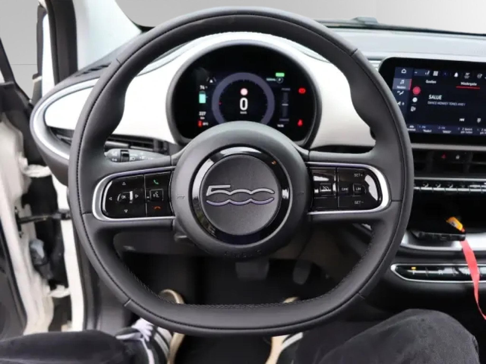 Fiat 500 ICON 42kWh (2022) - Photo 11