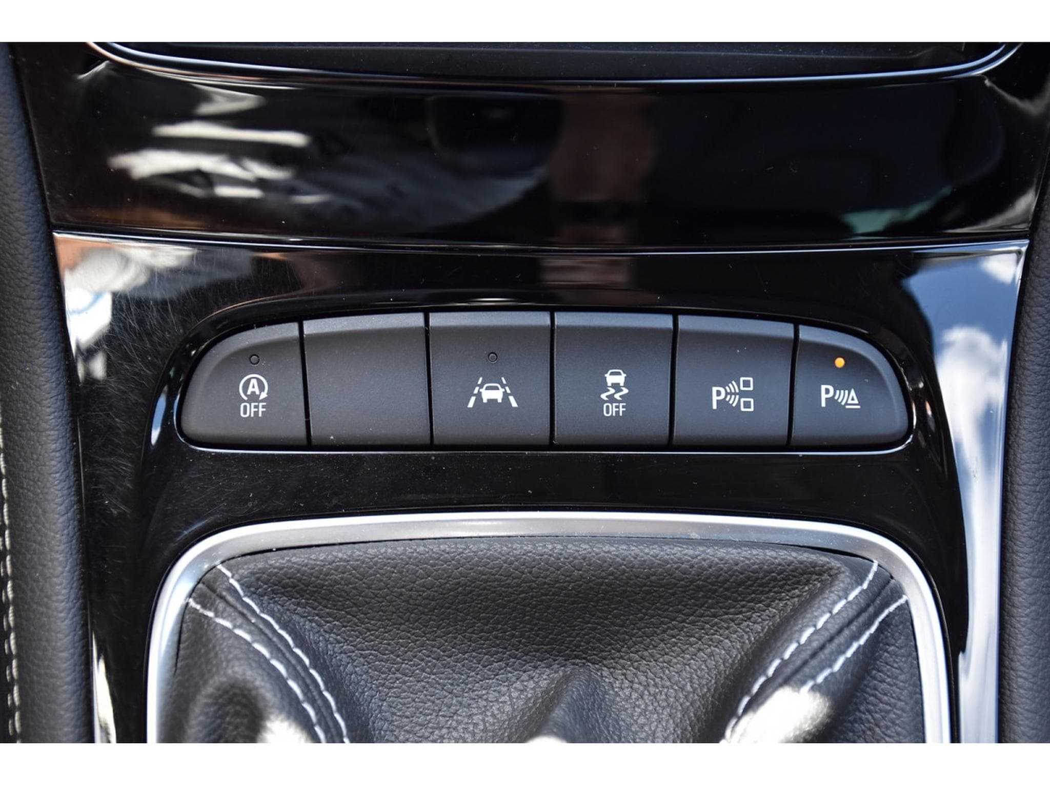 Opel Astra 1.4 Turbo CUIR GPS LANE SIDE CAM PARK LED 1° MAIN (2019) - Foto 19