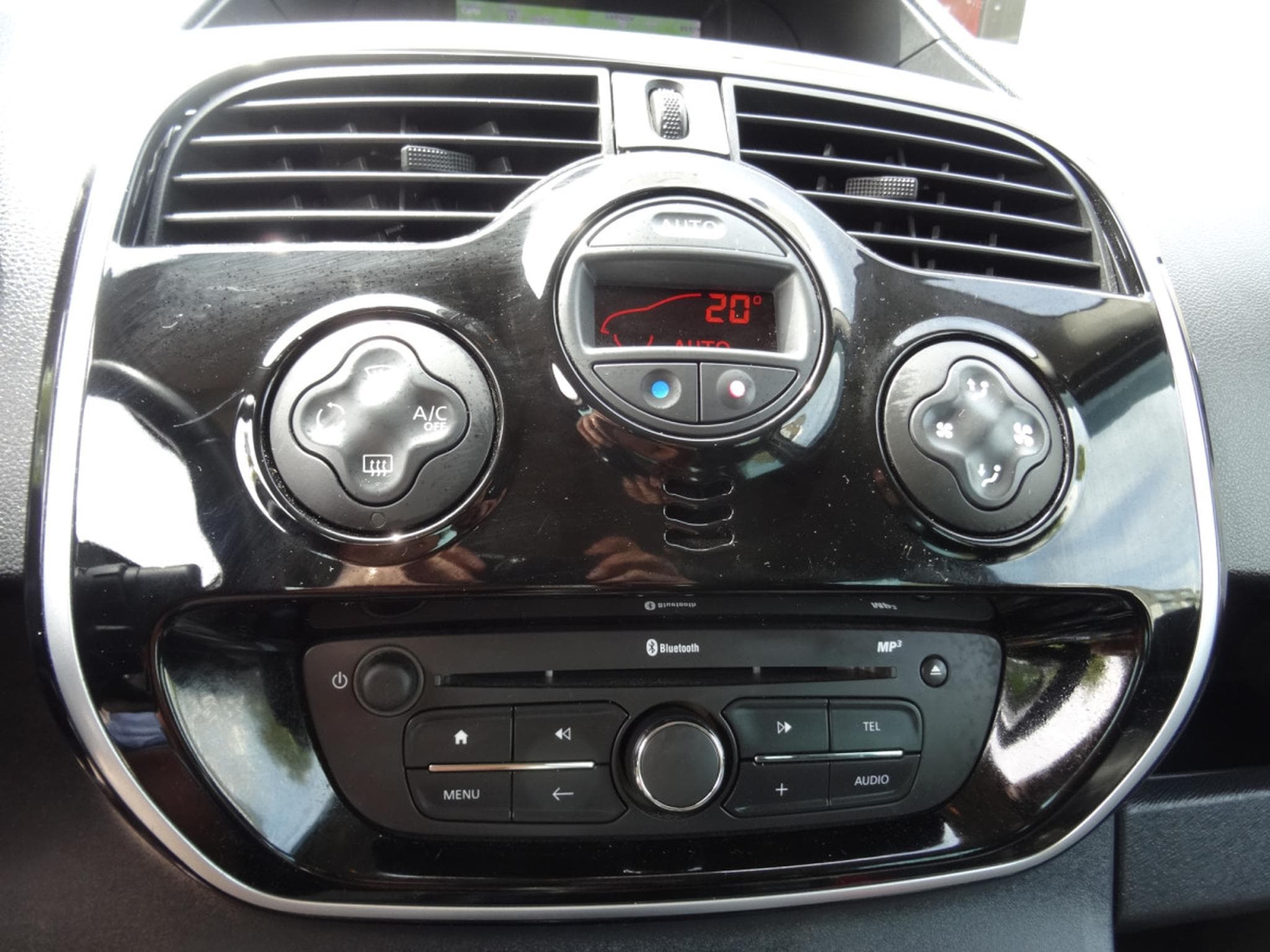Renault Kangoo 1.5 dCi 116CV LIMITED (2020) - Photo 7