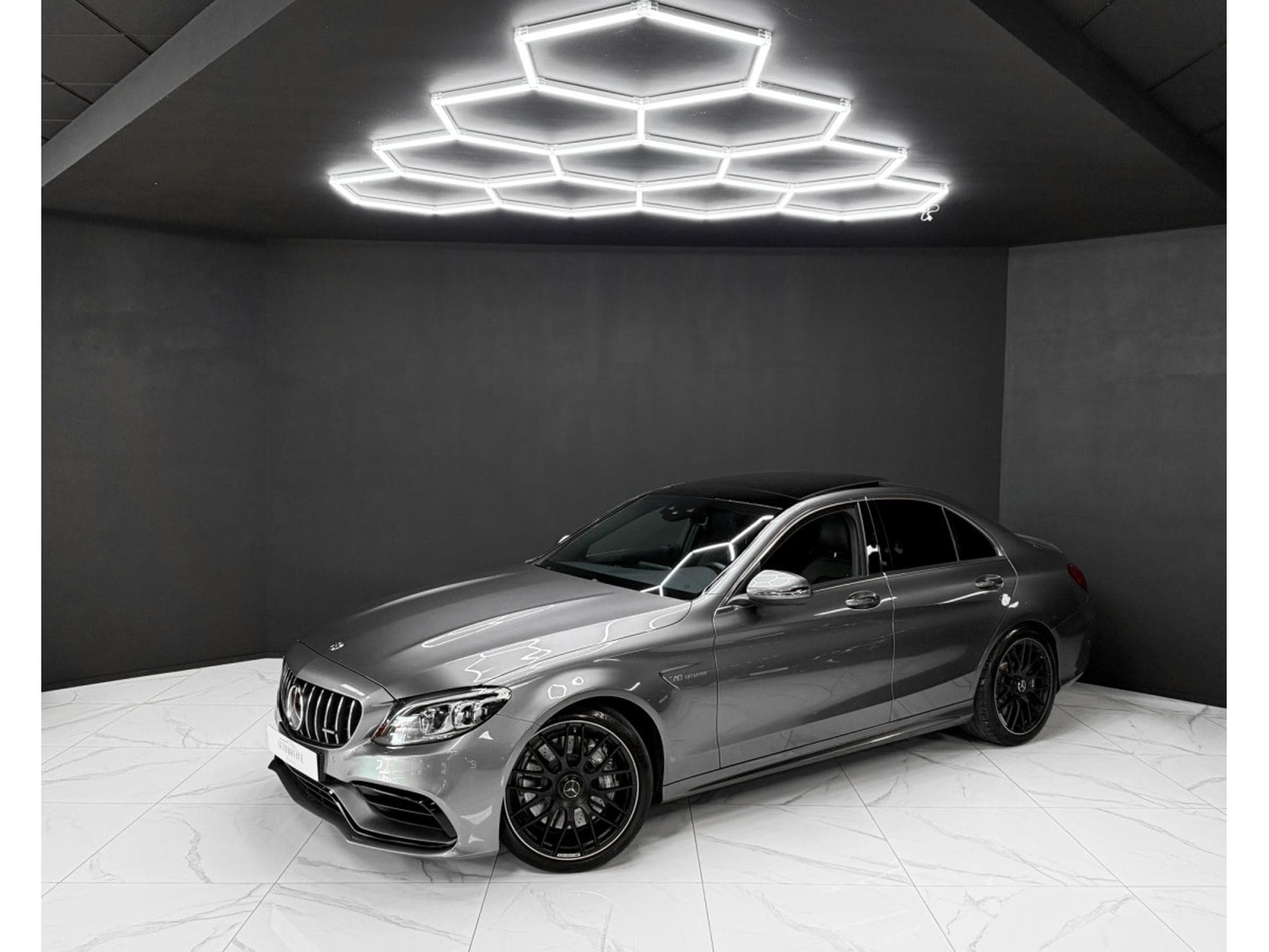 Mercedes C 63 AMG 2 YEARS MERCEDES WARRANTY (2019) - Photo 1